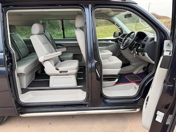 Used Volkswagen California 2019 for sale - 76714905: Photo