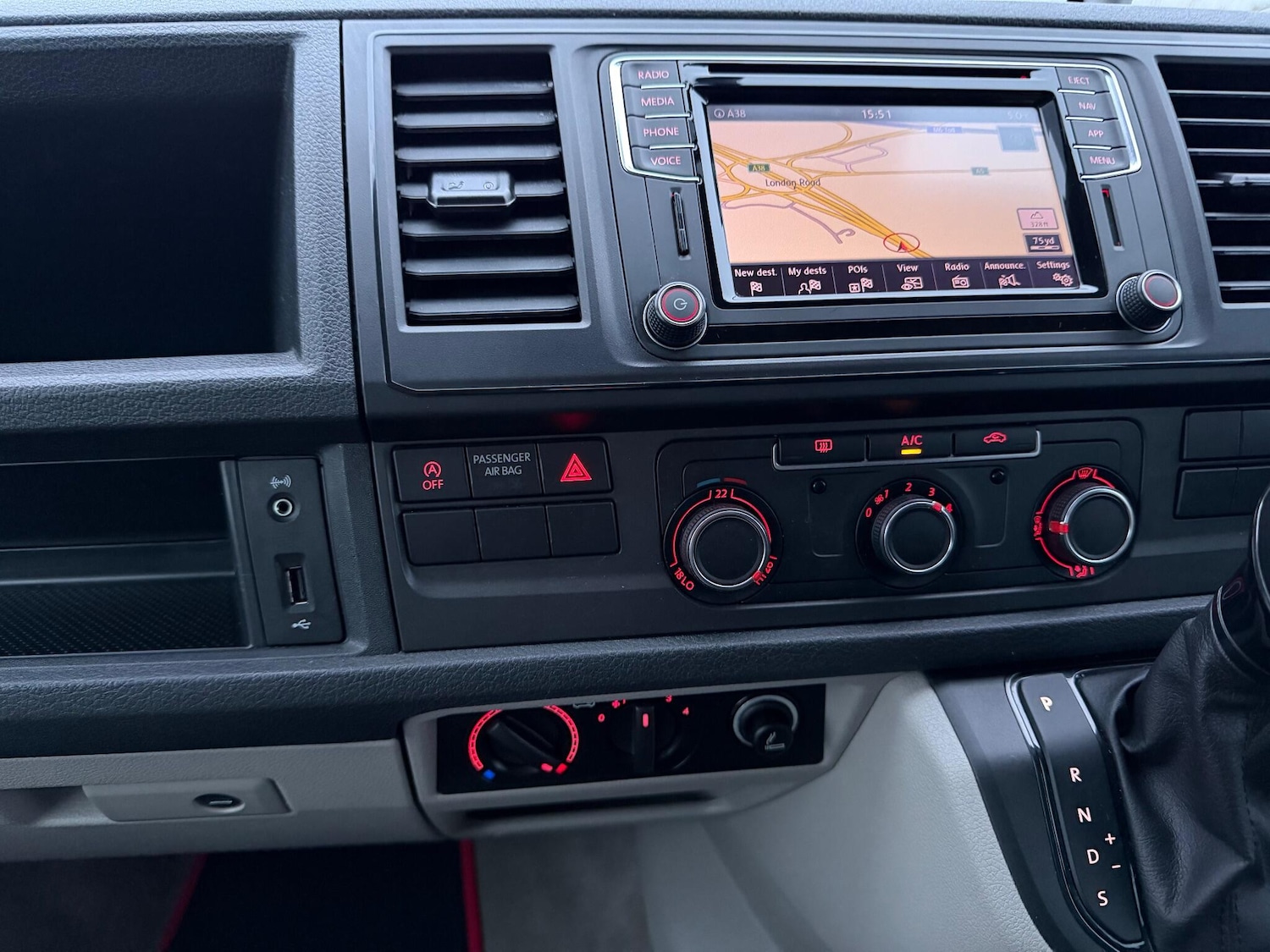 Used Volkswagen California 2019 for sale - 76714905: Photo 57