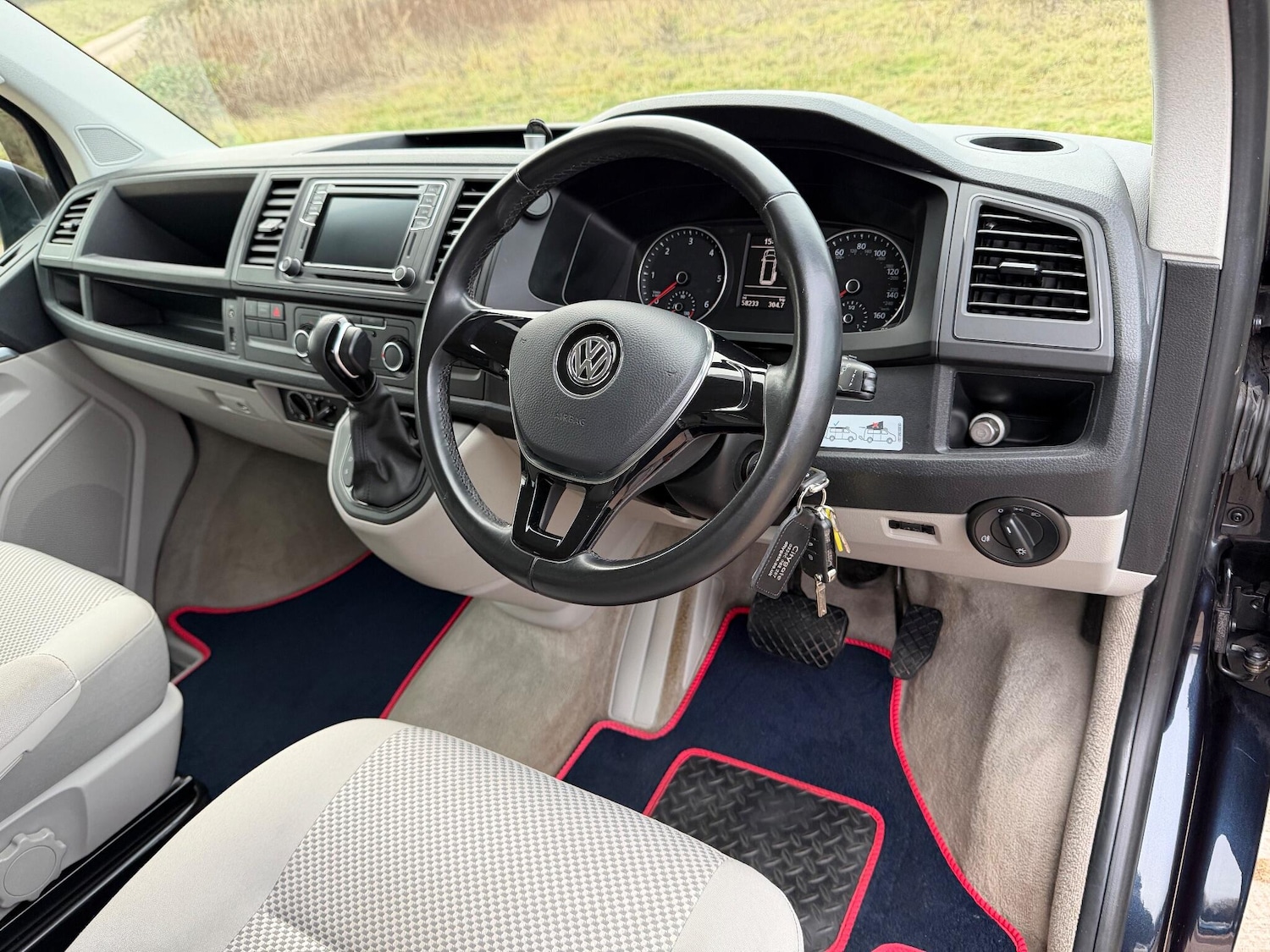 Used Volkswagen California 2019 for sale - 76714905: Photo 6