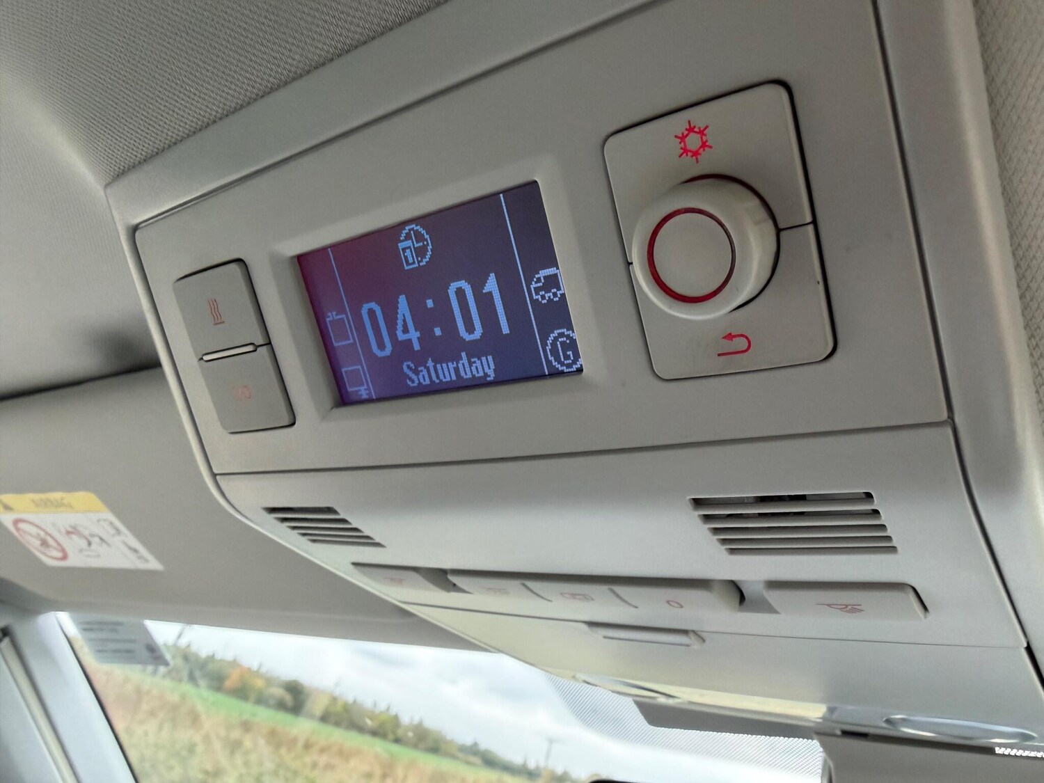 Used Volkswagen California 2018 for sale - 76314620: Photo 18