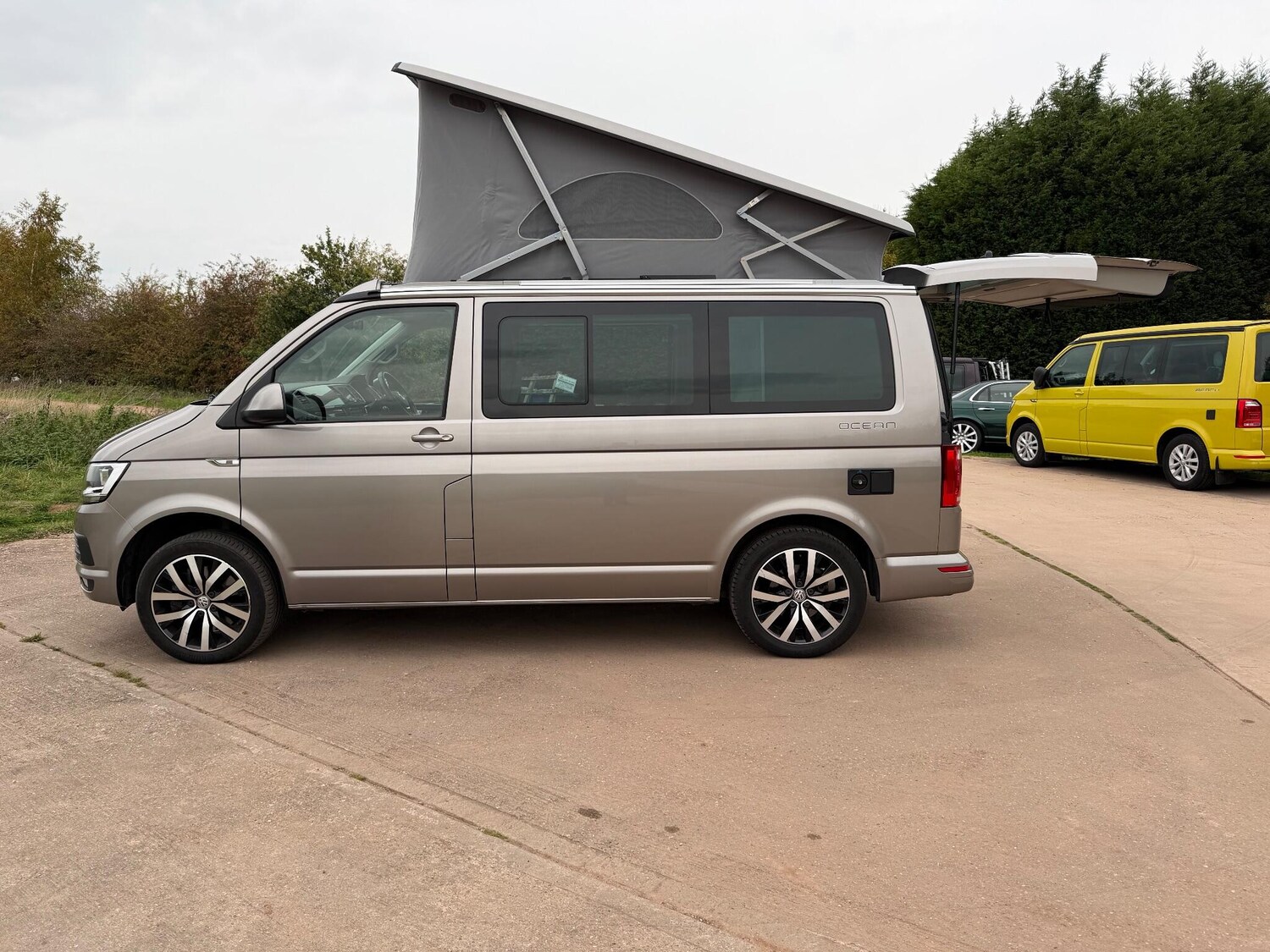 Used Volkswagen California 2018 for sale - 76314620: Photo 64