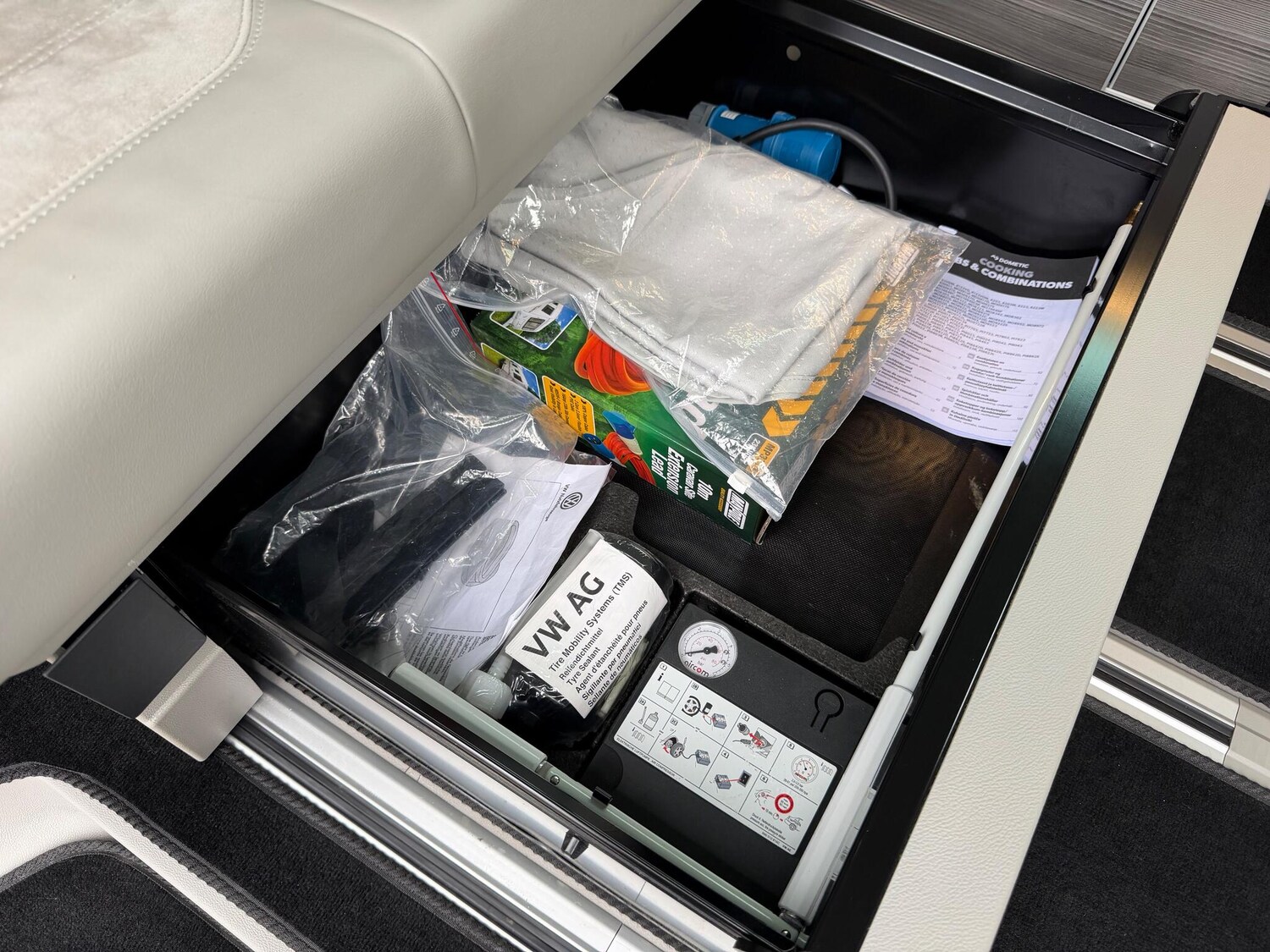 Used Volkswagen California 2018 for sale - 76314620: Photo 76