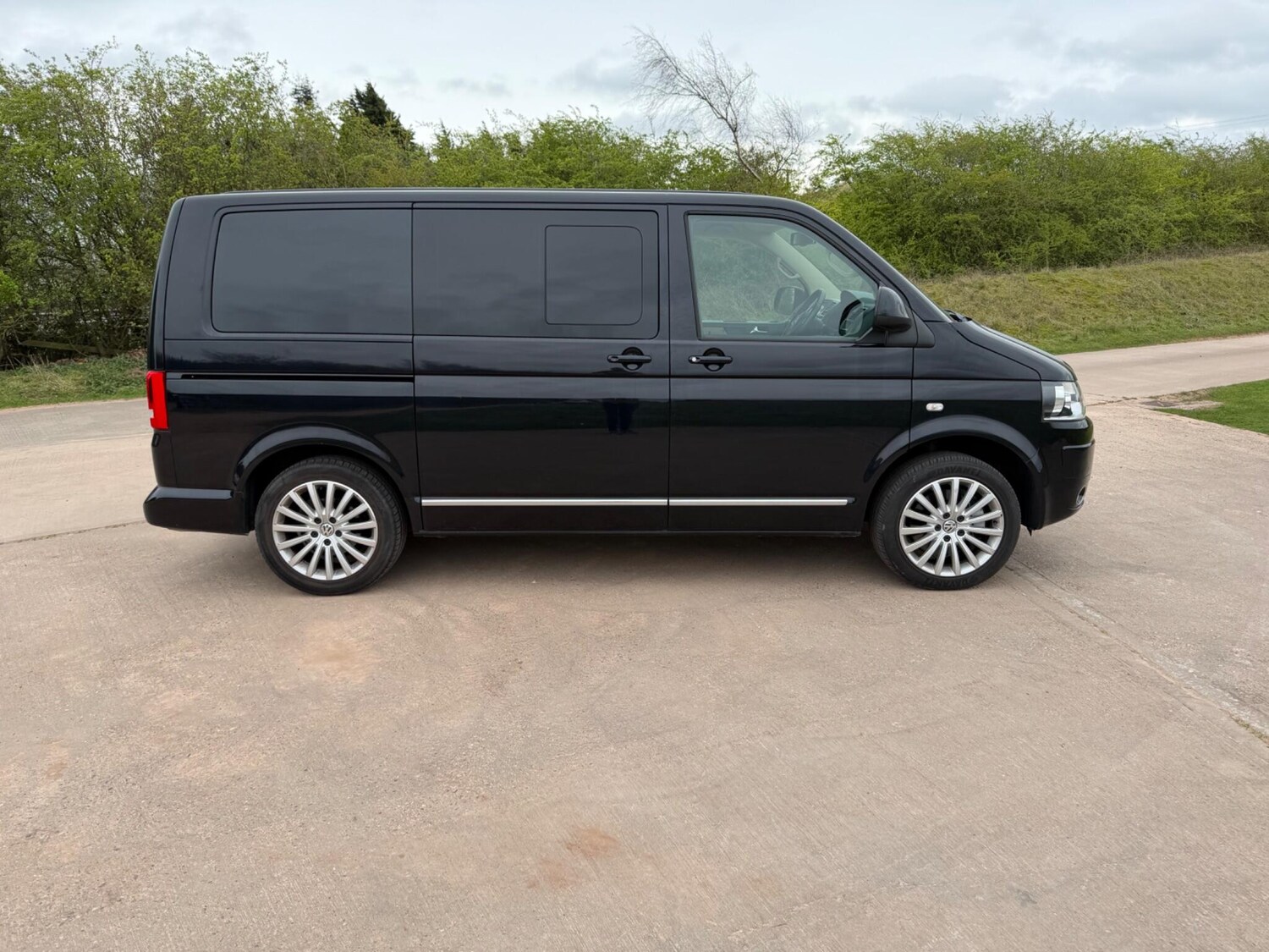 Used Volkswagen Caravelle for sale - 78007642: Photo 11