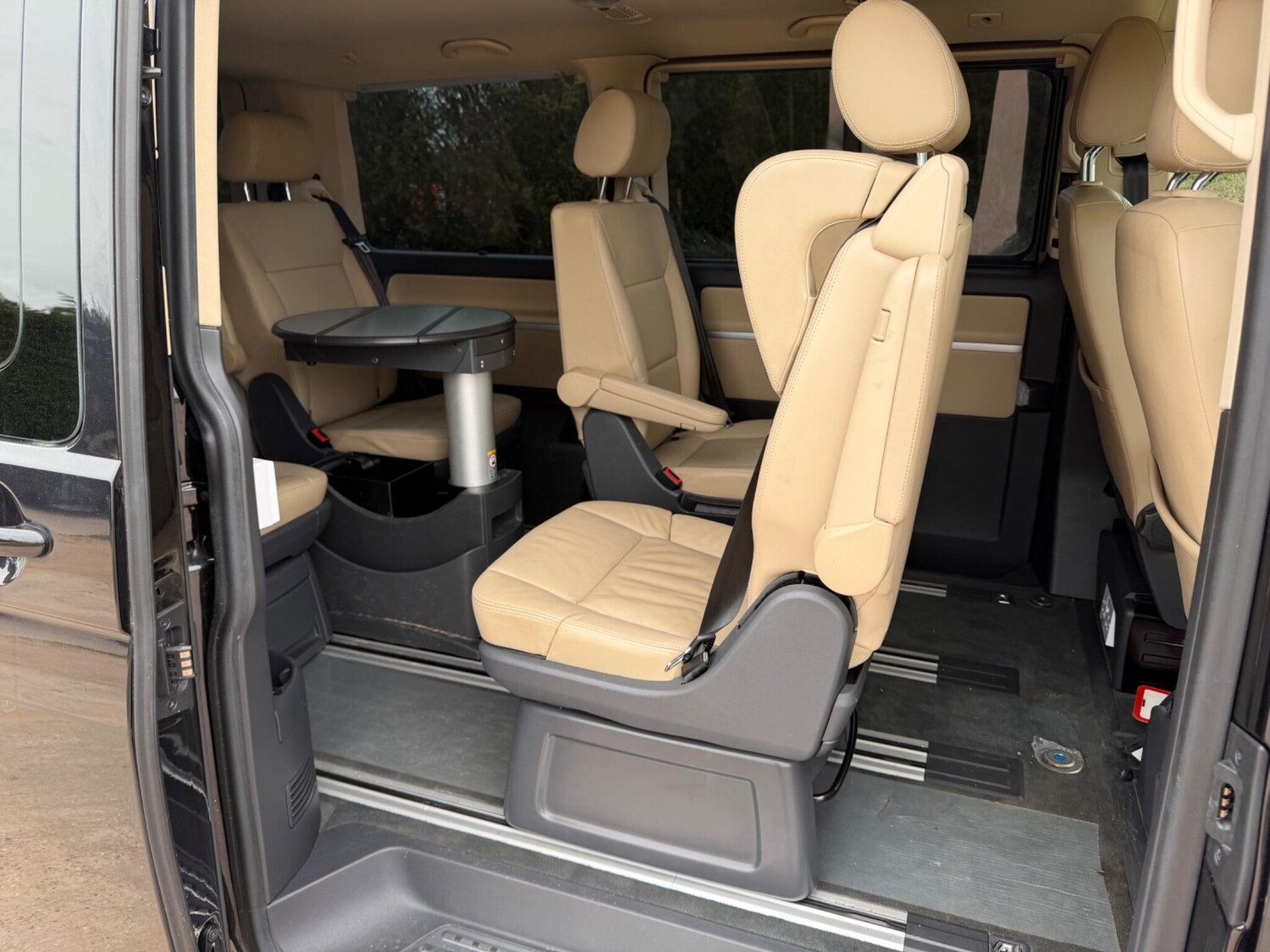 Used Volkswagen Caravelle for sale - 78007642: Photo 4