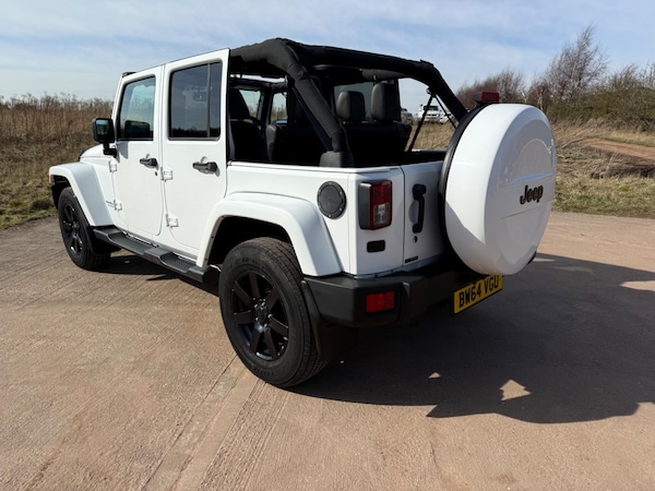 Used Jeep Wrangler for sale - 73916639: Photo 2