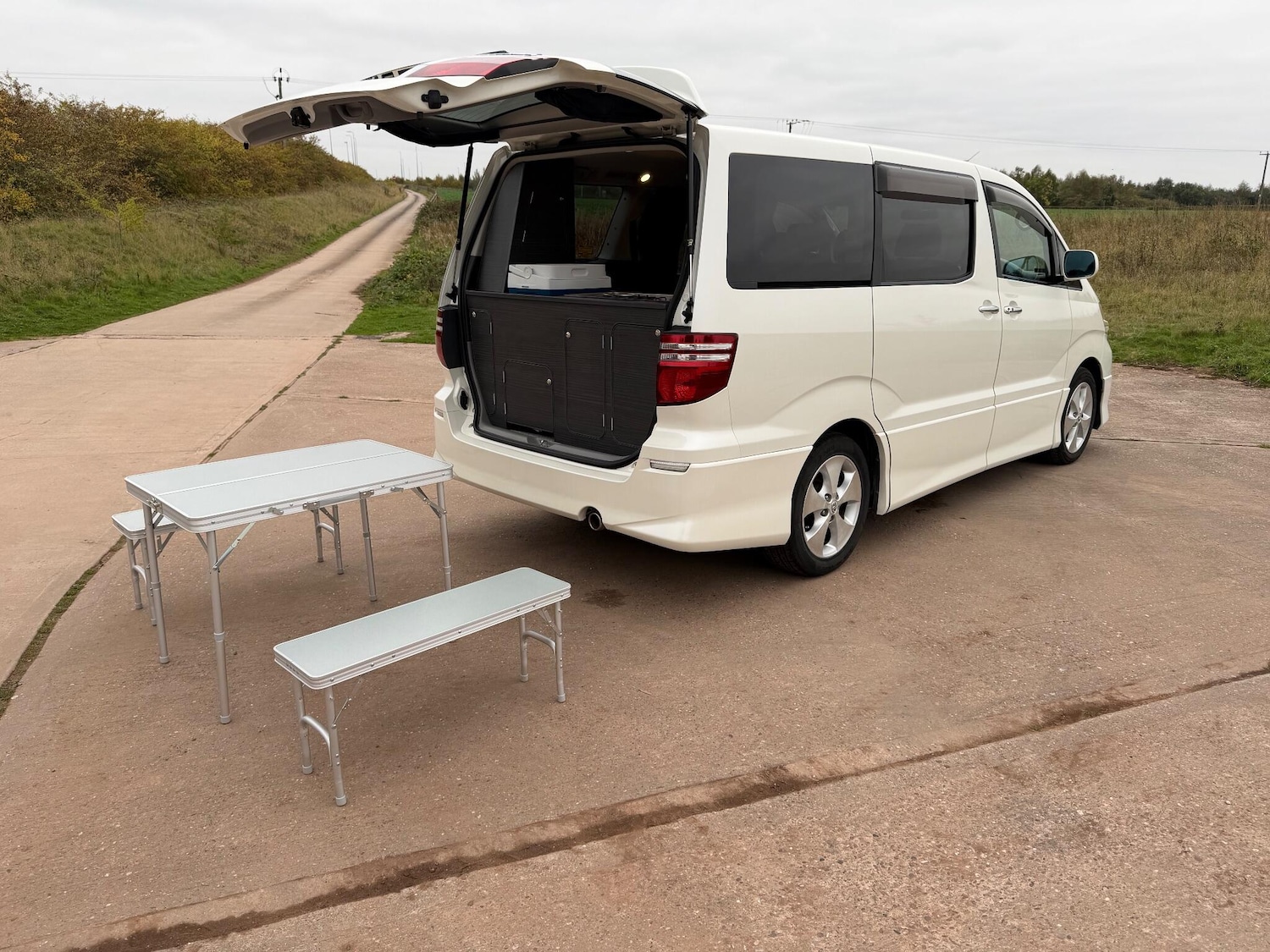 Used Toyota Alphard 2024 for sale - 76283938: Photo 10