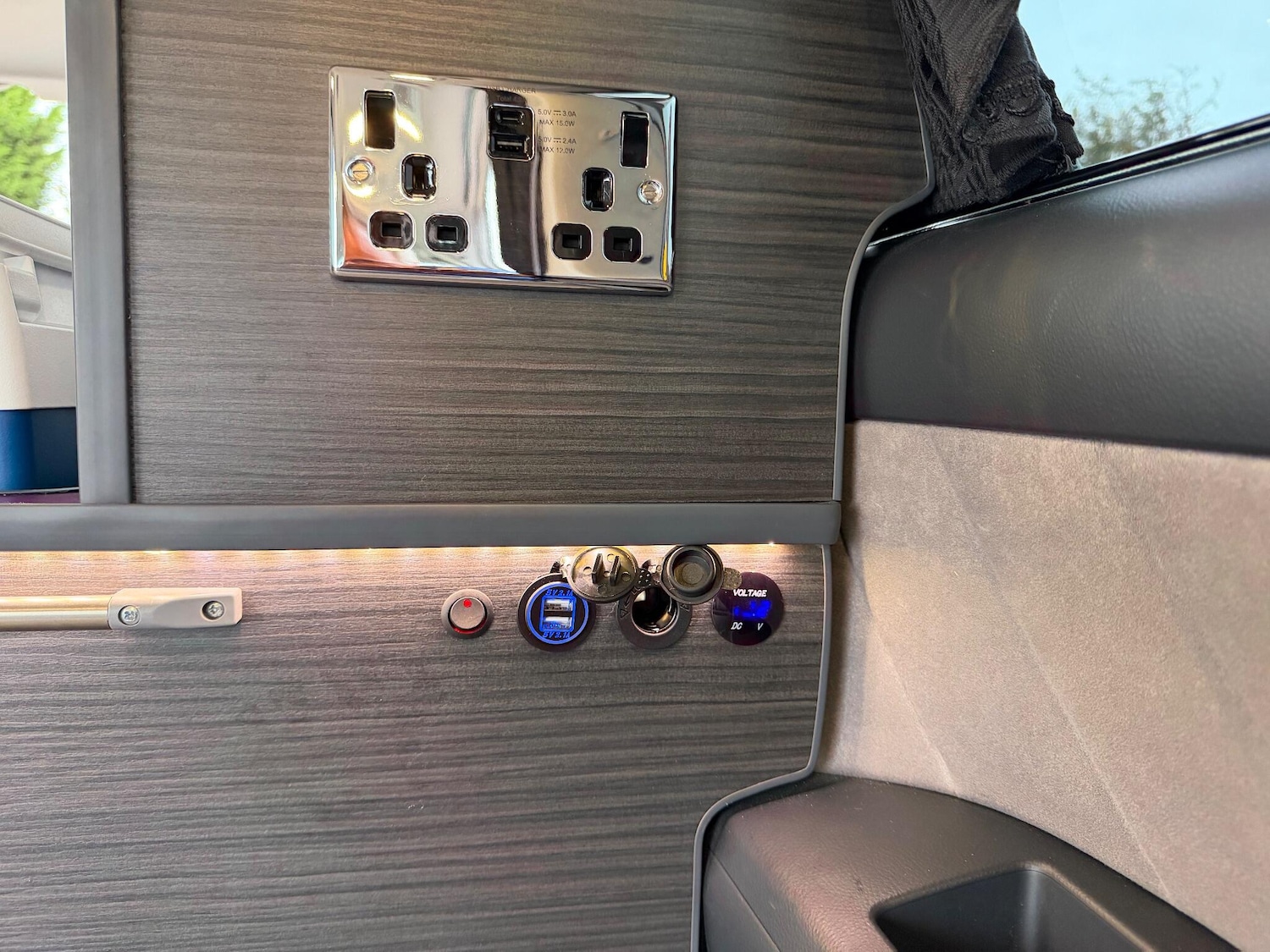 Used Toyota Alphard 2024 for sale - 76283938: Photo 32