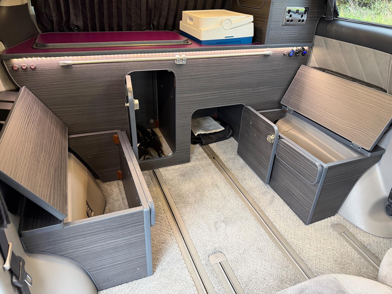 Used Toyota Alphard 2024 for sale - 76283938: Photo 69