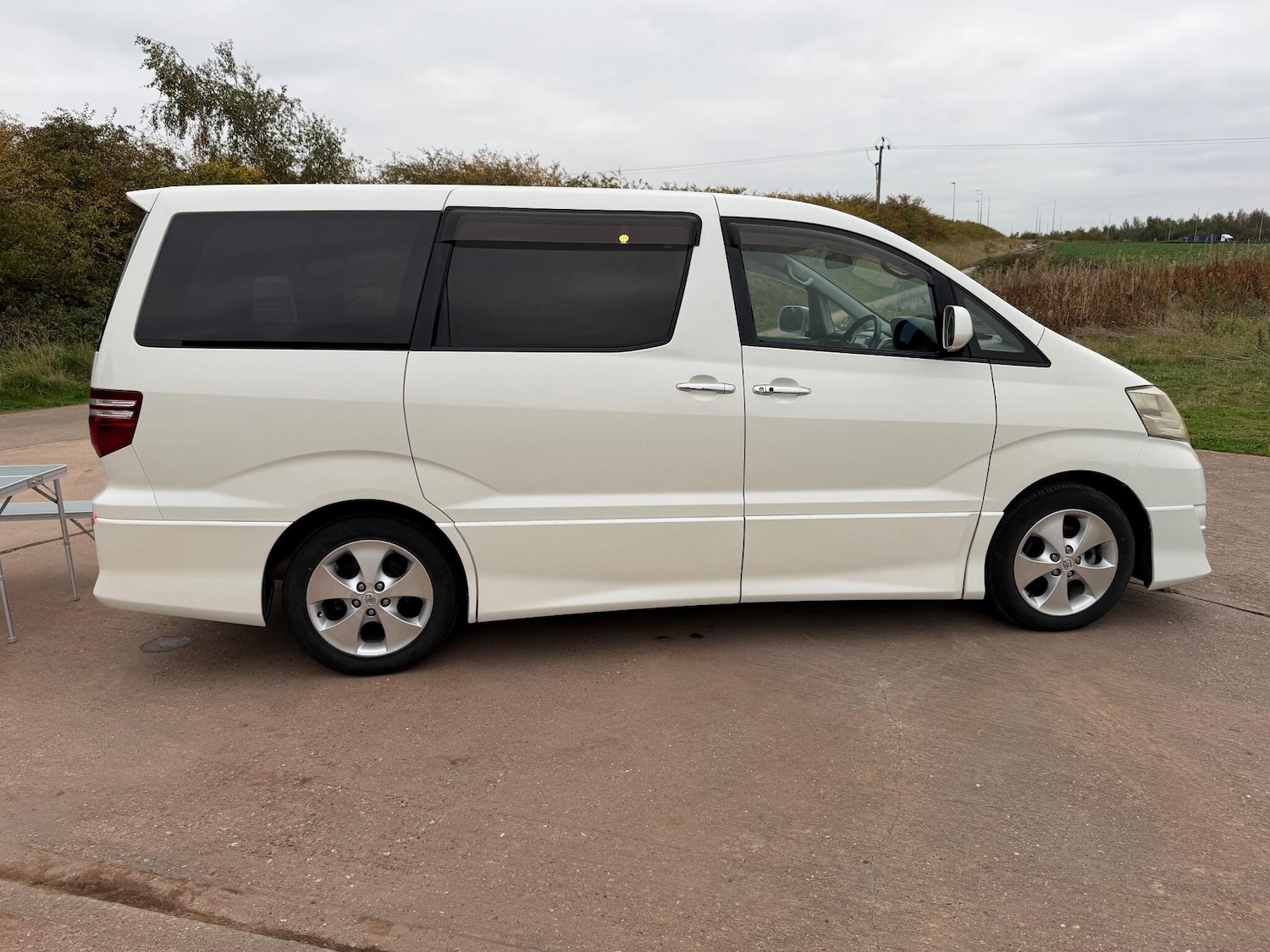 Used Toyota Alphard 2024 for sale - 76283938: Photo 75