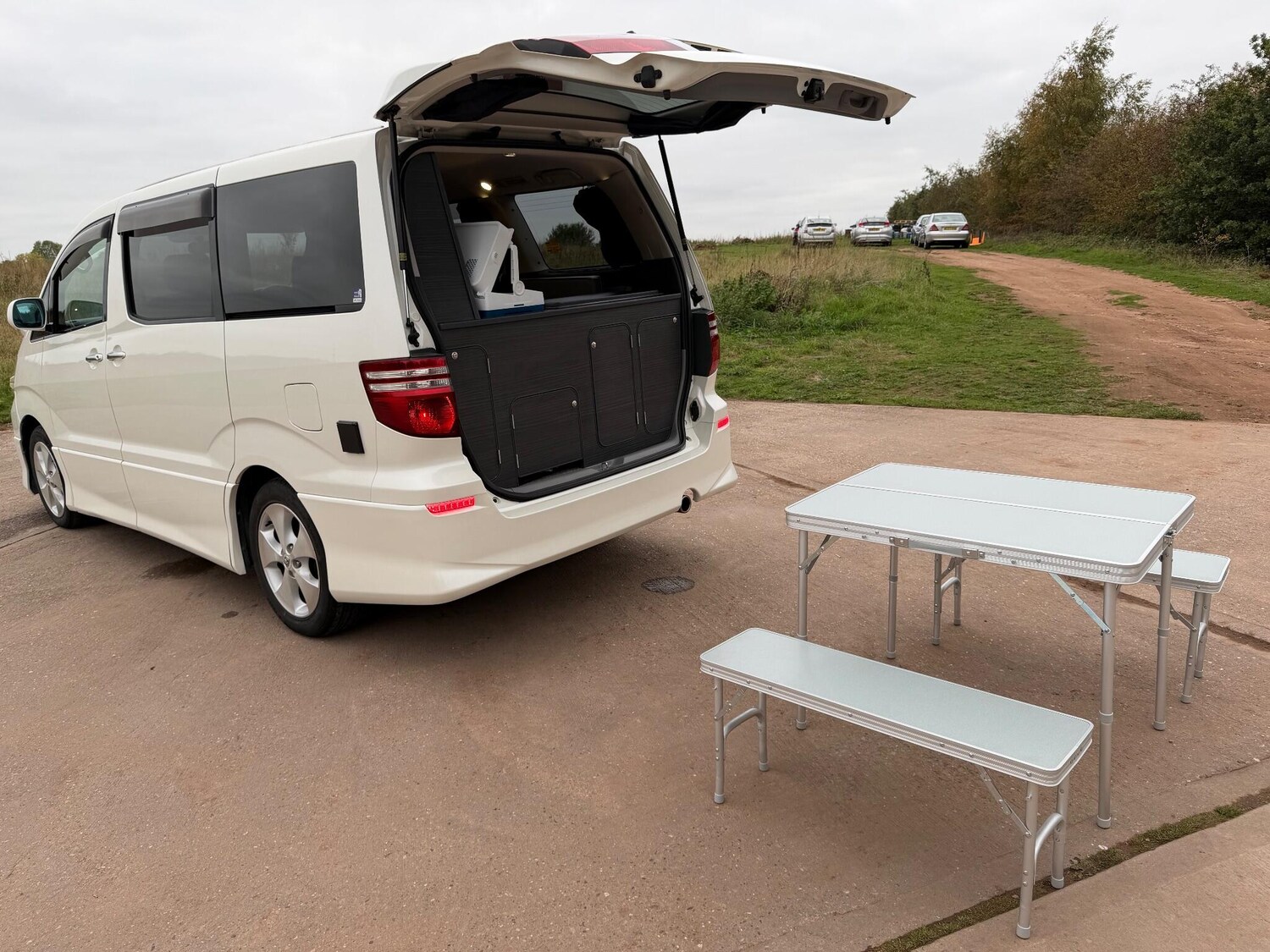 Used Toyota Alphard 2024 for sale - 76283938: Photo 93