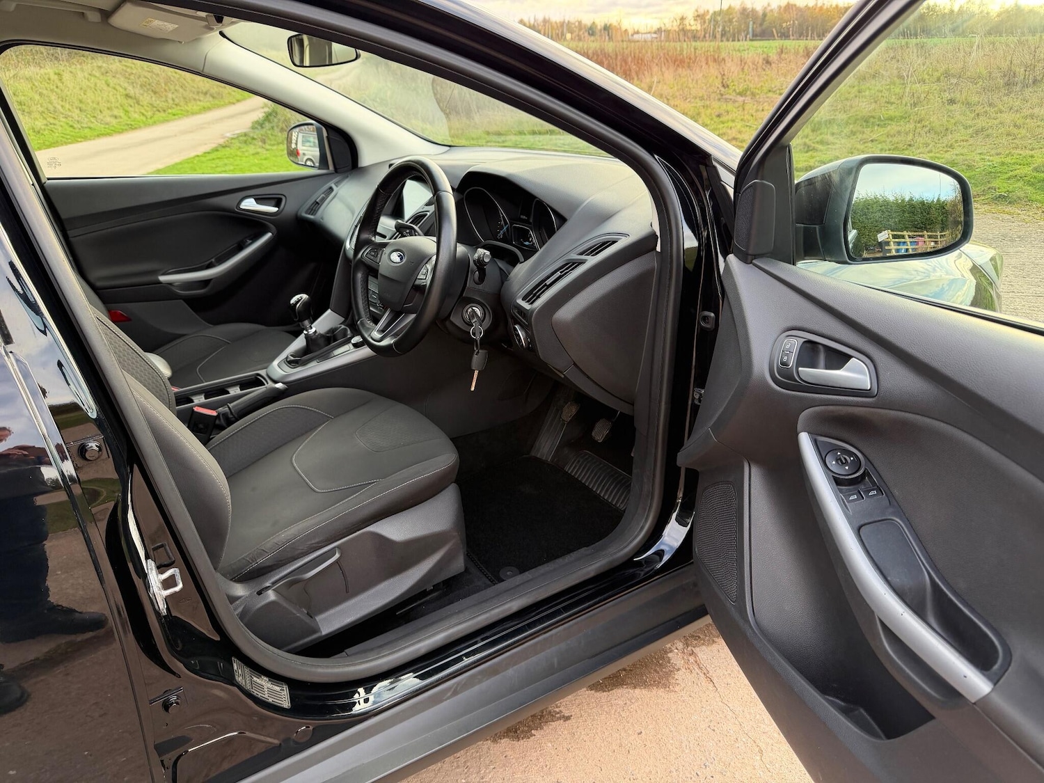 Used Ford Focus 2016 for sale - 76634002: Photo 12