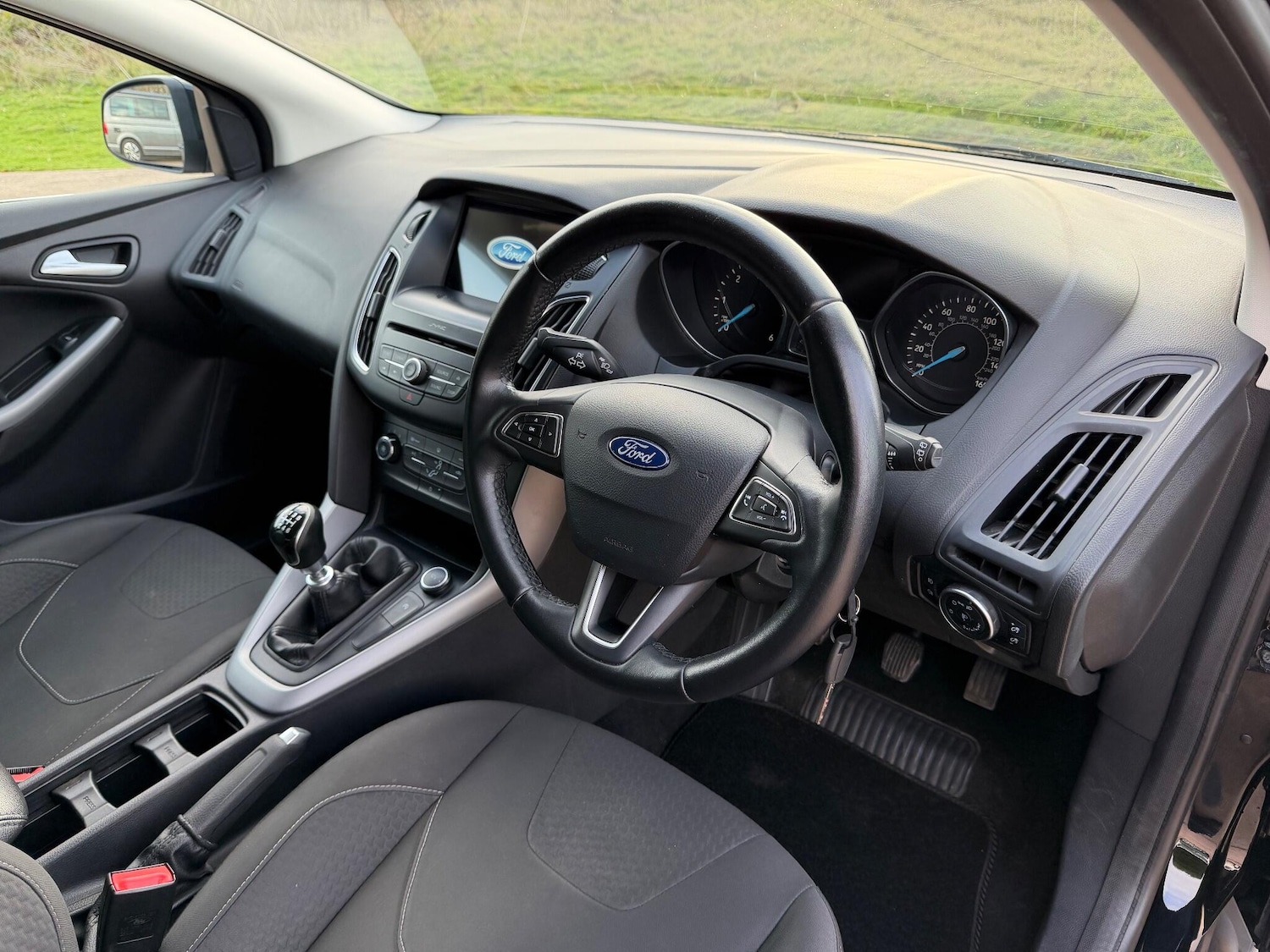 Used Ford Focus 2016 for sale - 76634002: Photo 3