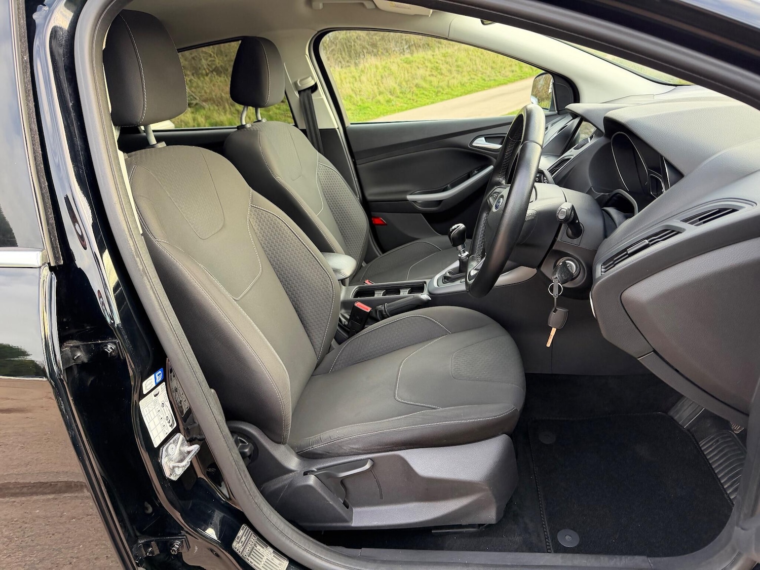 Used Ford Focus 2016 for sale - 76634002: Photo 5