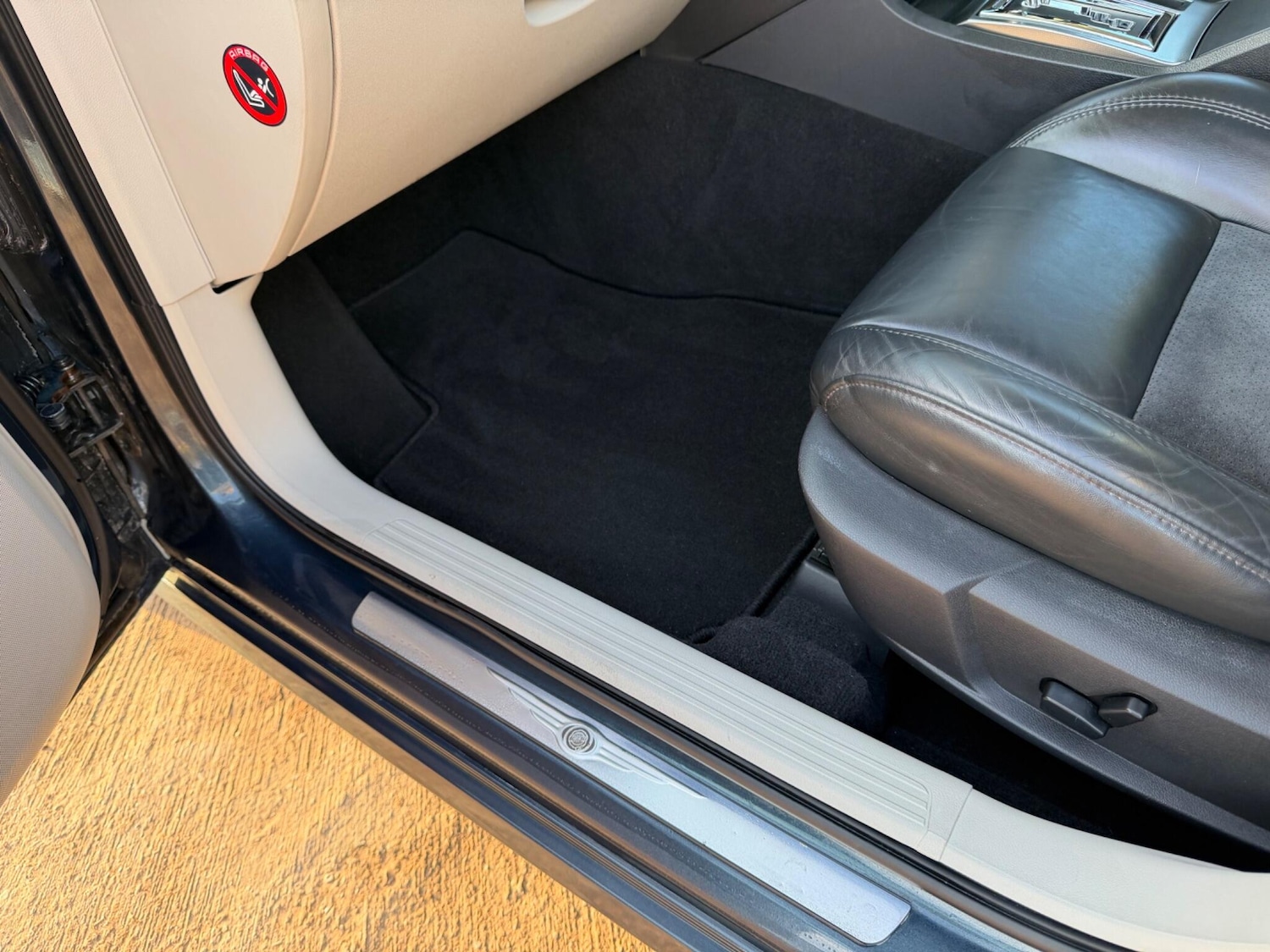 Used Chrysler 300C 2009 for sale - 77376757: Photo 61