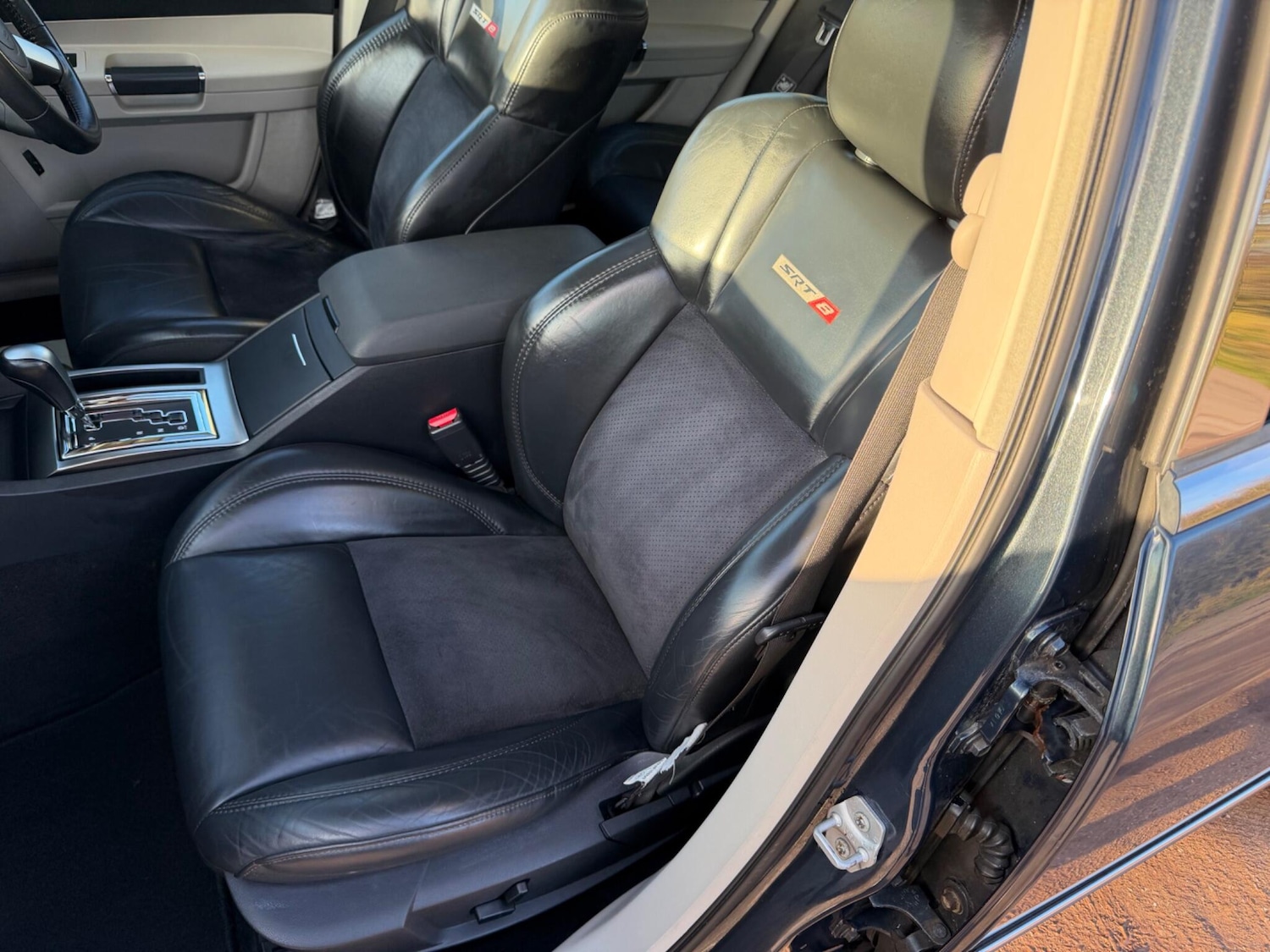 Used Chrysler 300C 2009 for sale - 77376757: Photo 62