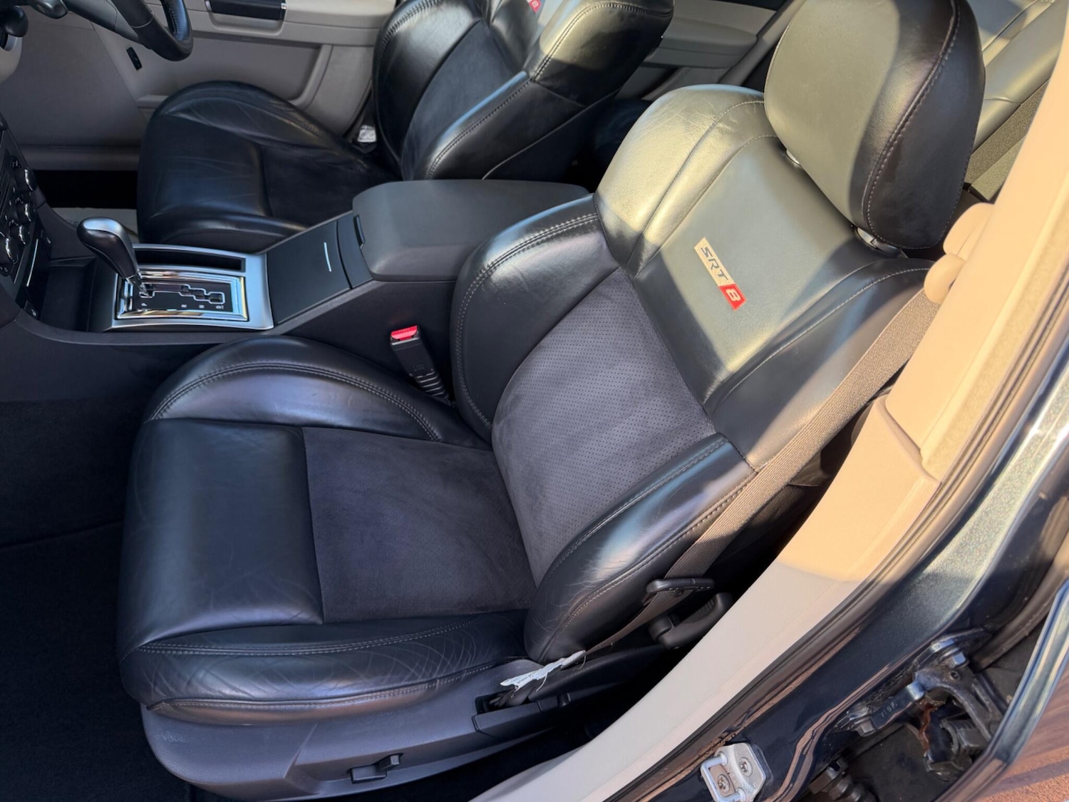 Used Chrysler 300C 2009 for sale - 77376757: Photo 7