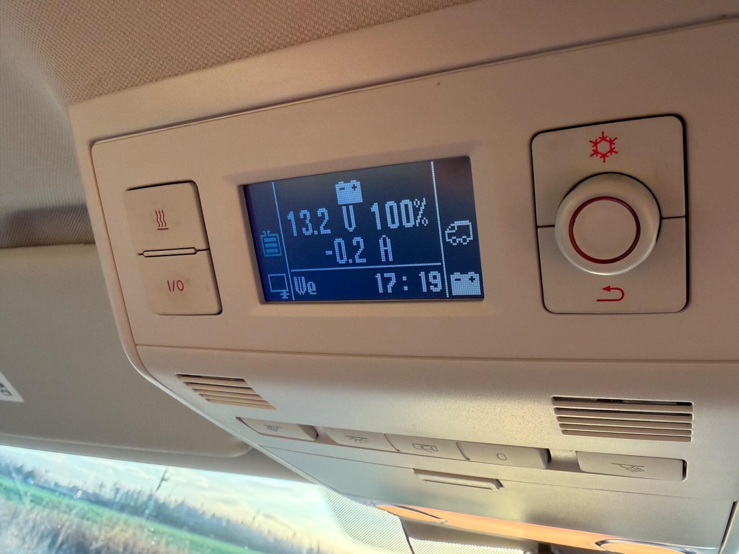 Used Volkswagen California 2017 for sale - 77359176: Photo 26