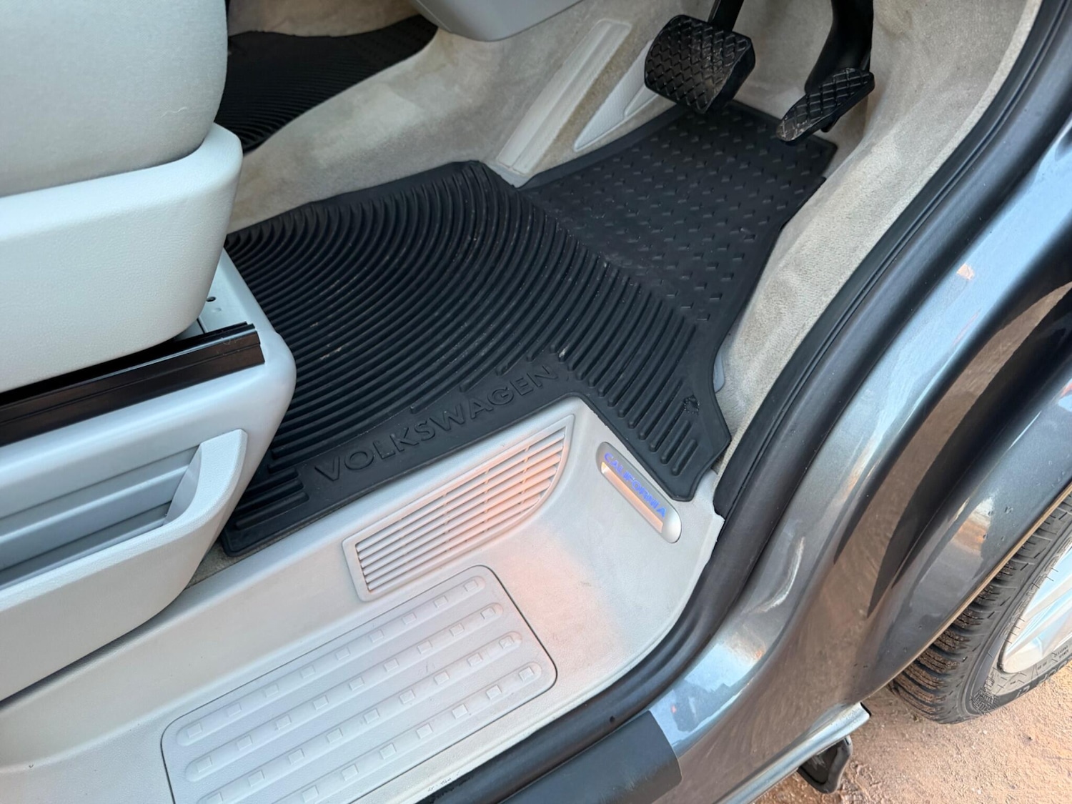 Used Volkswagen California 2017 for sale - 77359176: Photo 43