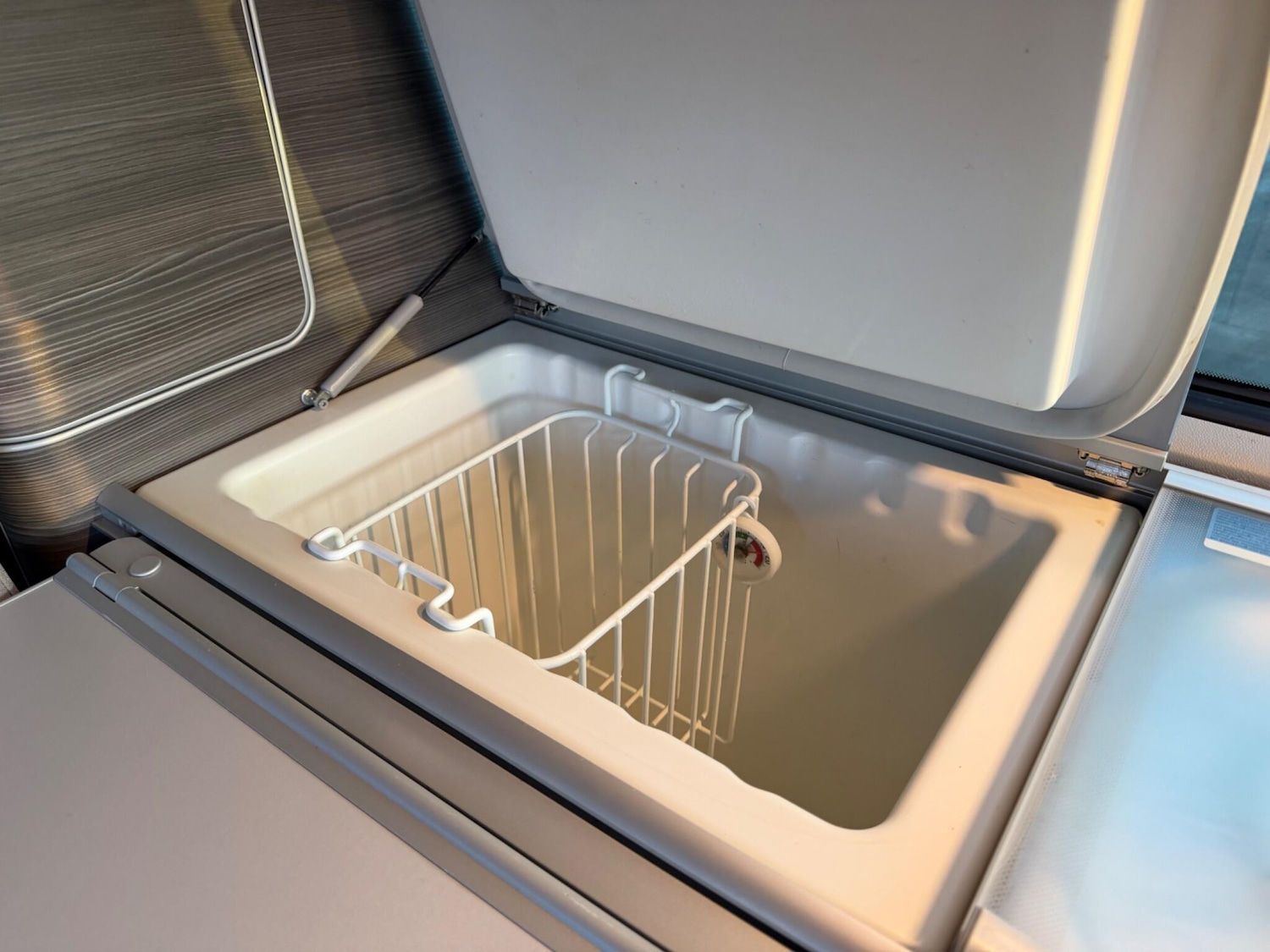 Used Volkswagen California 2017 for sale - 77359176: Photo 56