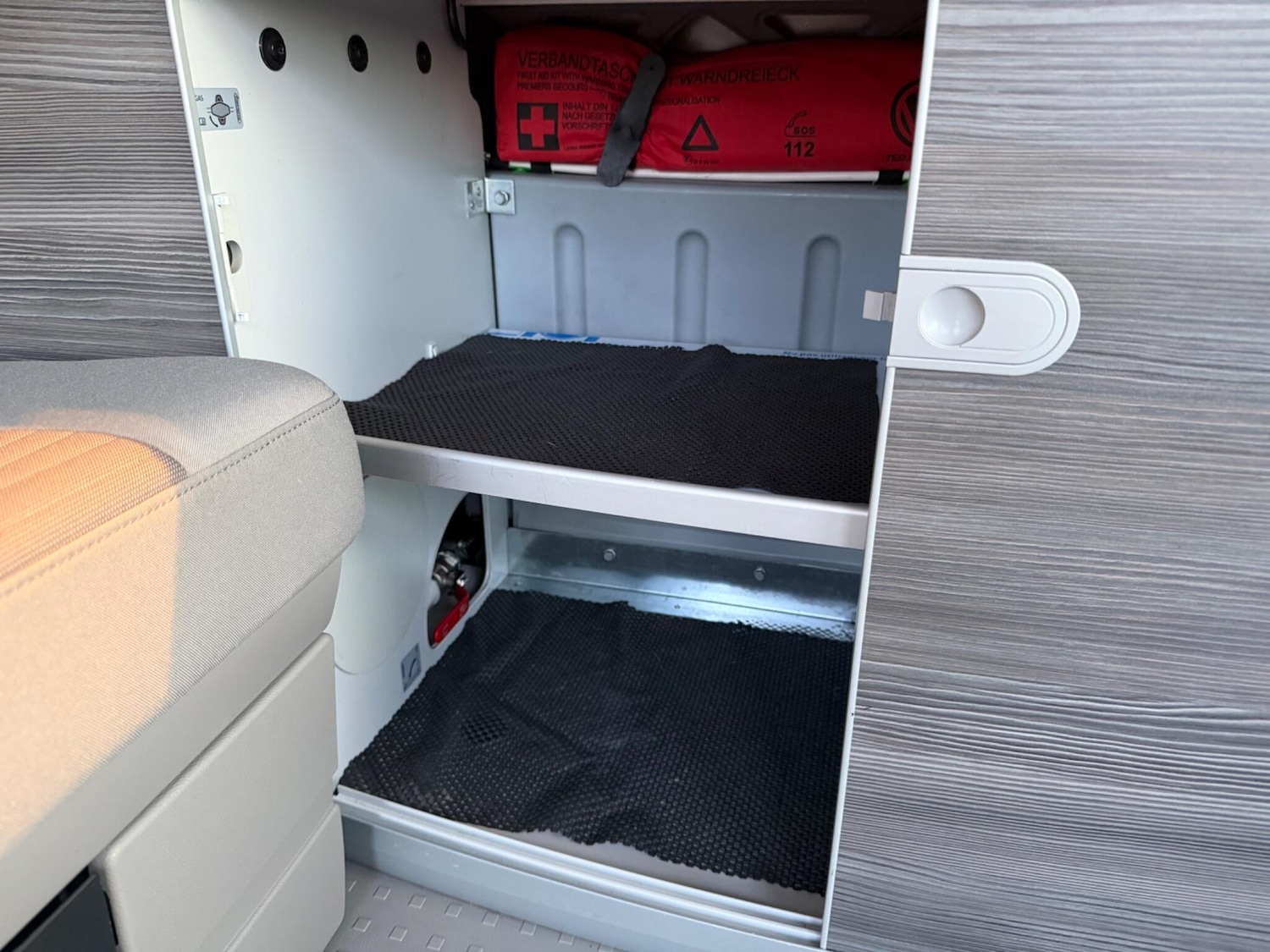 Used Volkswagen California 2017 for sale - 77359176: Photo 57