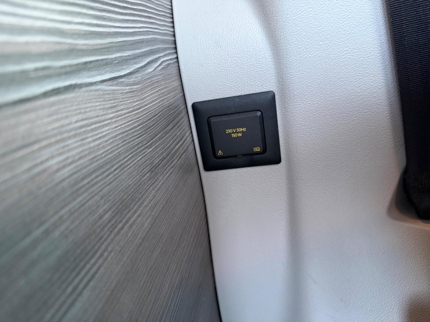 Used Volkswagen California 2017 for sale - 77359176: Photo 61