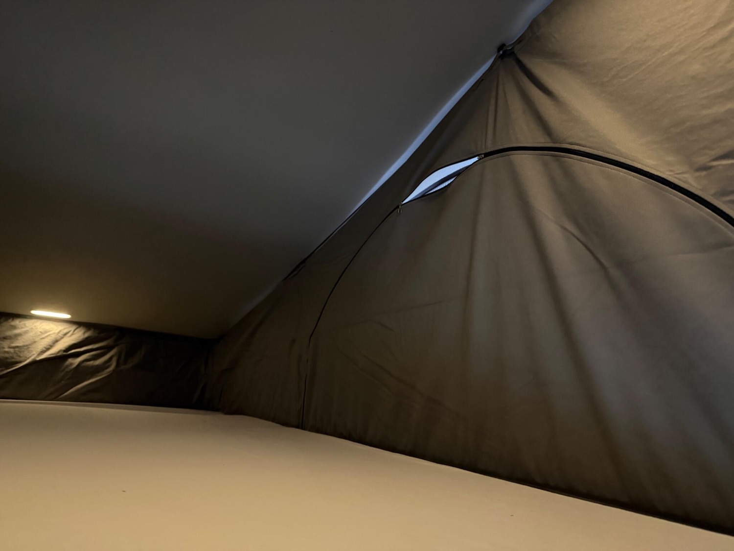 Used Volkswagen California 2017 for sale - 77359176: Photo 66