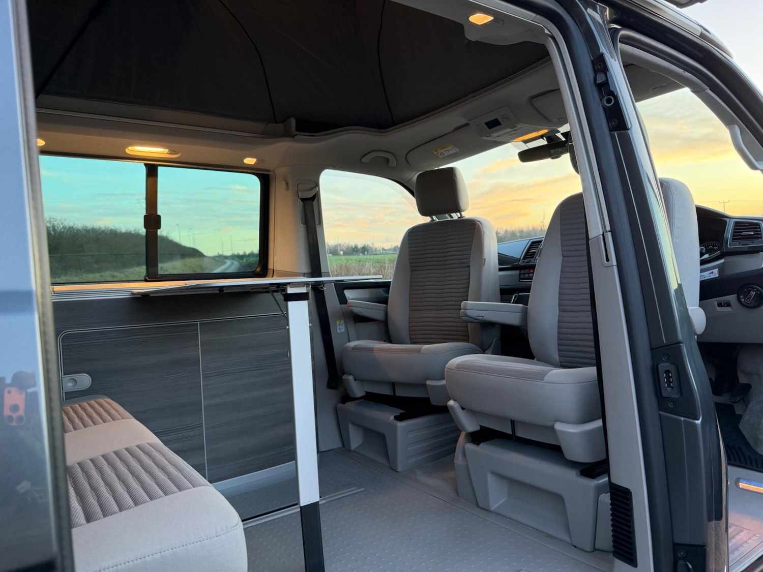 Used Volkswagen California 2017 for sale - 77359176: Photo 70