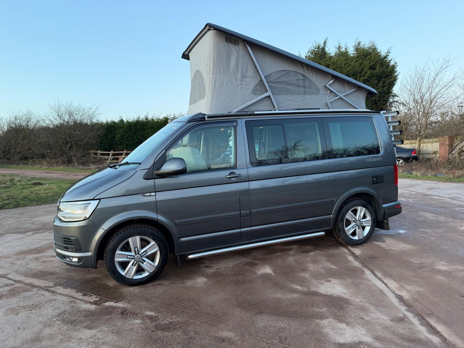 Used Volkswagen California 2017 for sale - 77359176: Photo 85