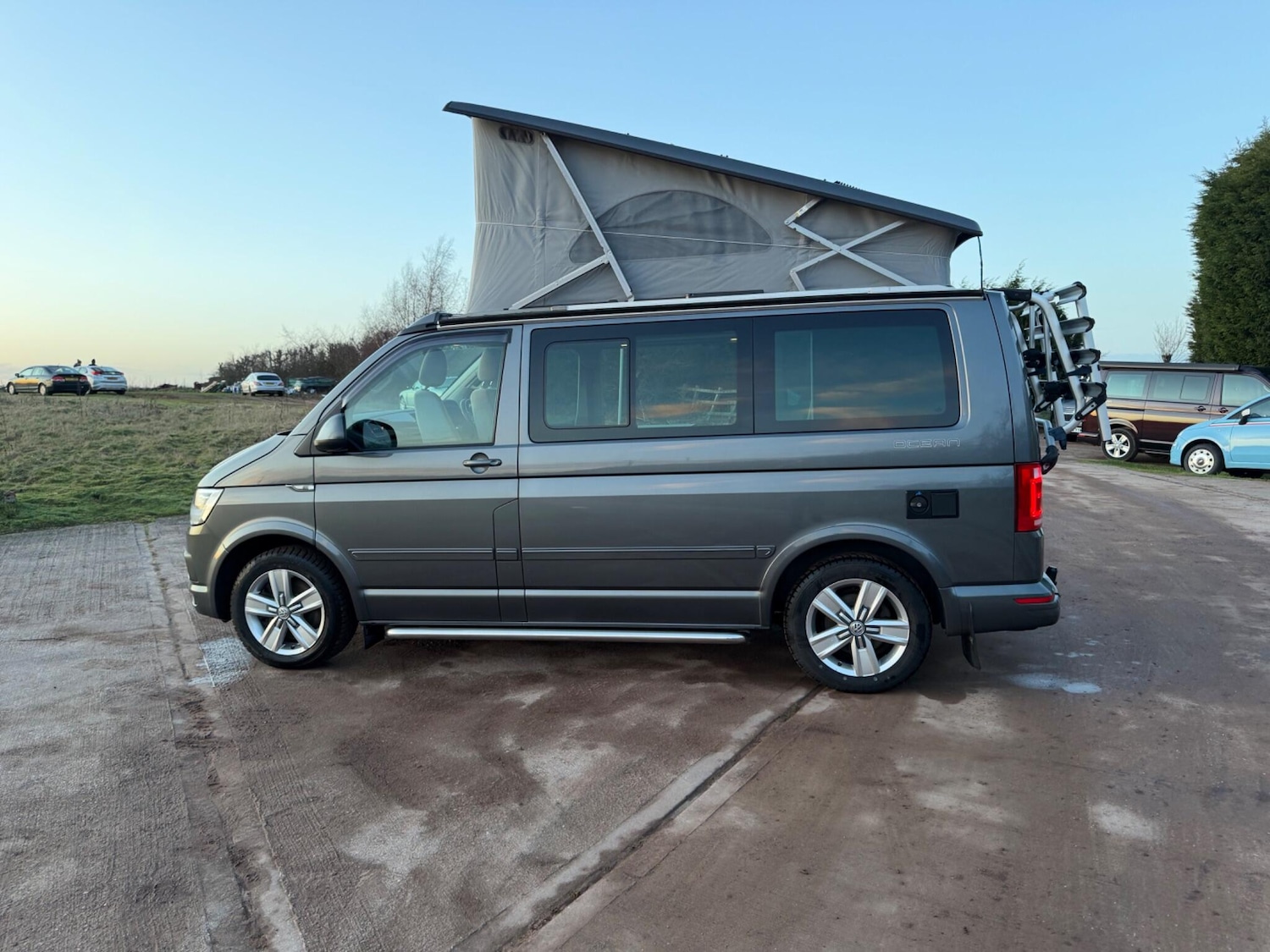 Used Volkswagen California 2017 for sale - 77359176: Photo 86