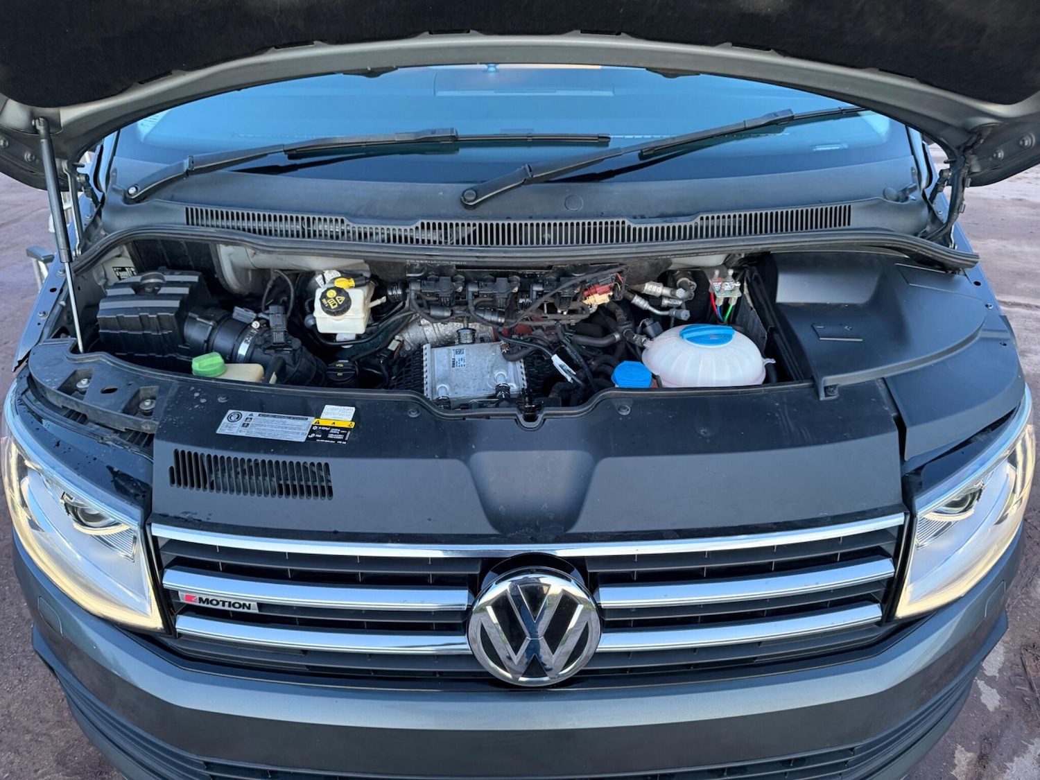 Used Volkswagen California 2017 for sale - 77359176: Photo 98