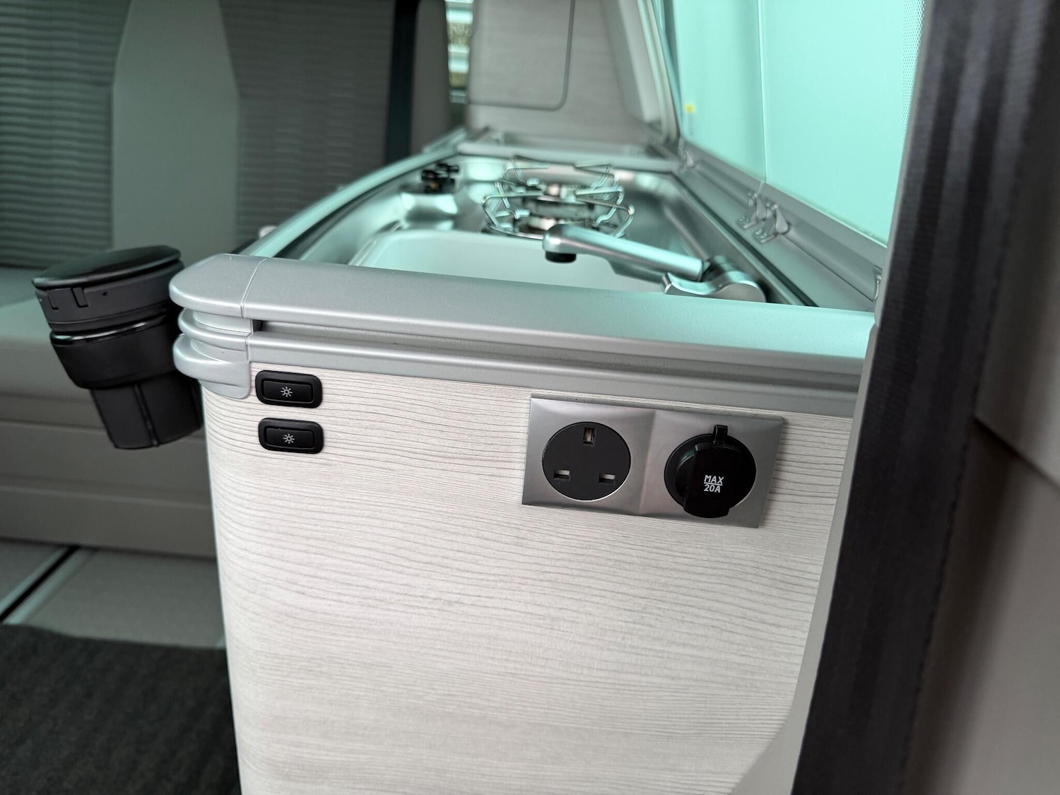 Used Volkswagen California 2018 for sale - 77040994: Photo 49