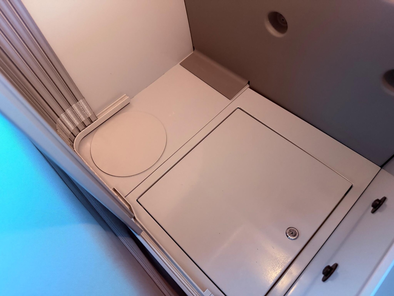 Used Volkswagen California 2018 for sale - 77040994: Photo 54