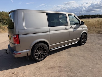 Used Volkswagen Transporter 2016 for sale - 79601884: Photo