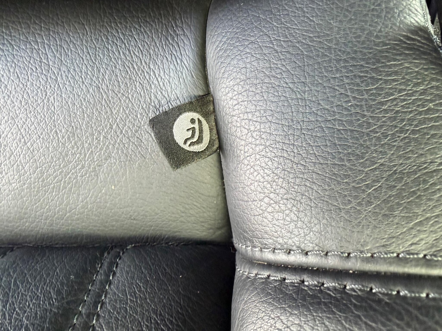 Used Mercedes-Benz Viano 2012 for sale - 77537144: Photo 47