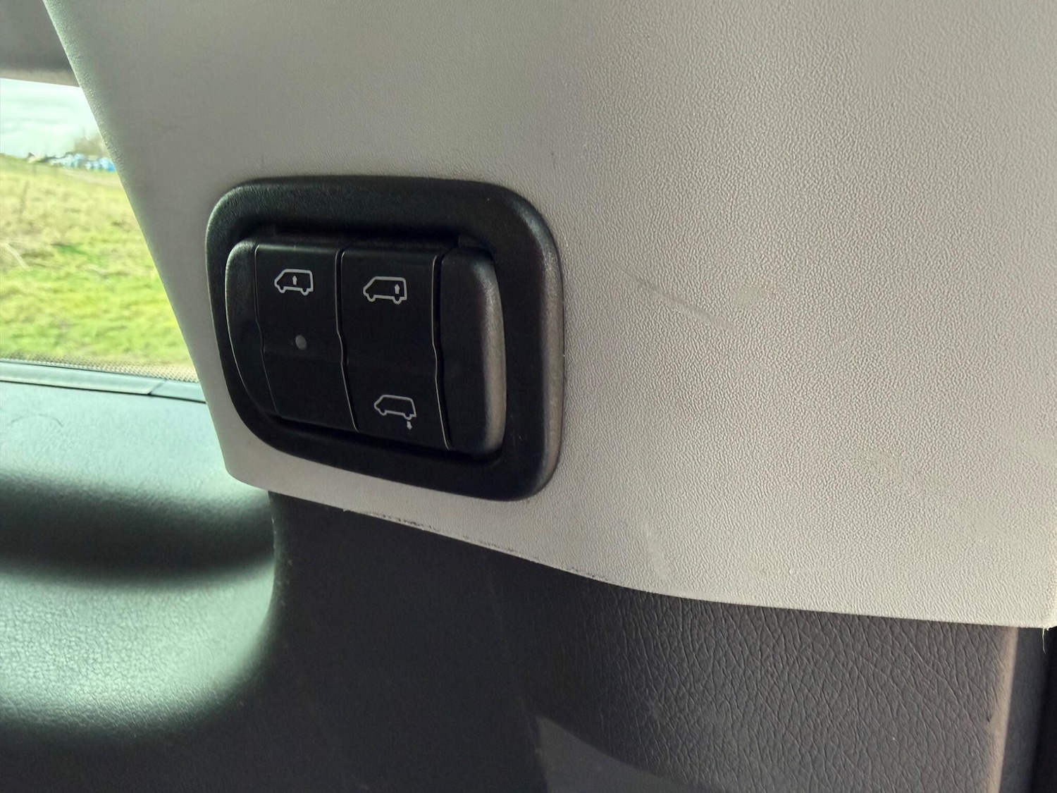 Used Mercedes-Benz Viano 2012 for sale - 77537144: Photo 7