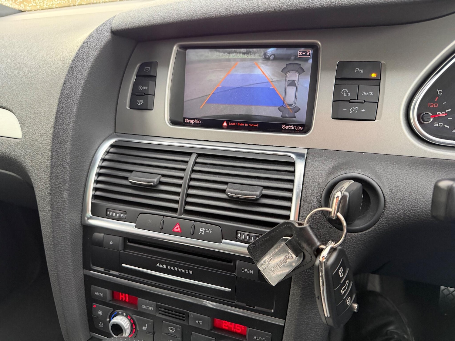 Used Audi Q7 2015 for sale - 76360542: Photo 14