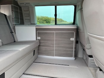 Used Volkswagen California 2019 for sale - 76238829: Photo 4