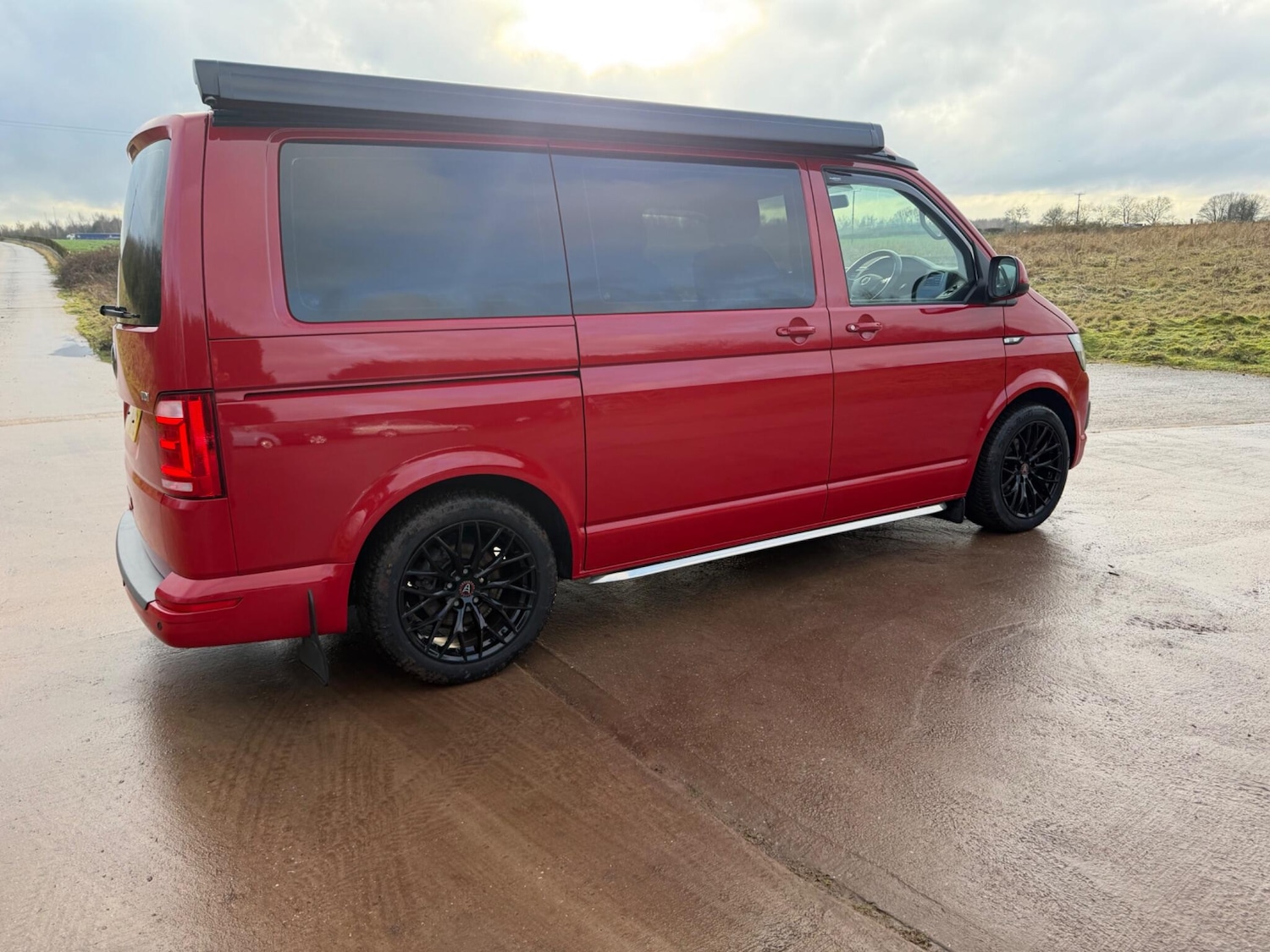 Used Volkswagen California 2017 for sale - 77395966: Photo 28