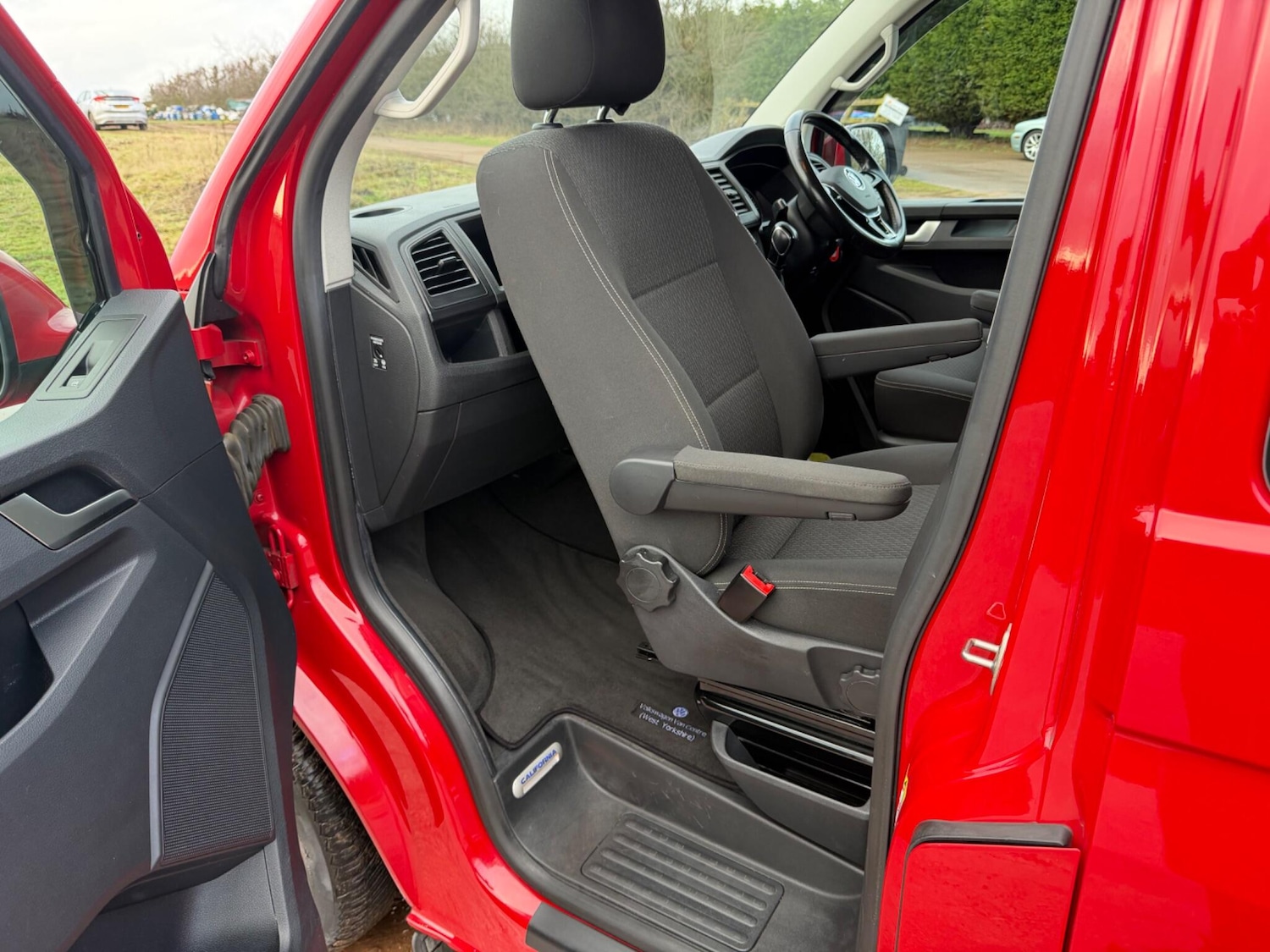 Used Volkswagen California 2017 for sale - 77395966: Photo 58