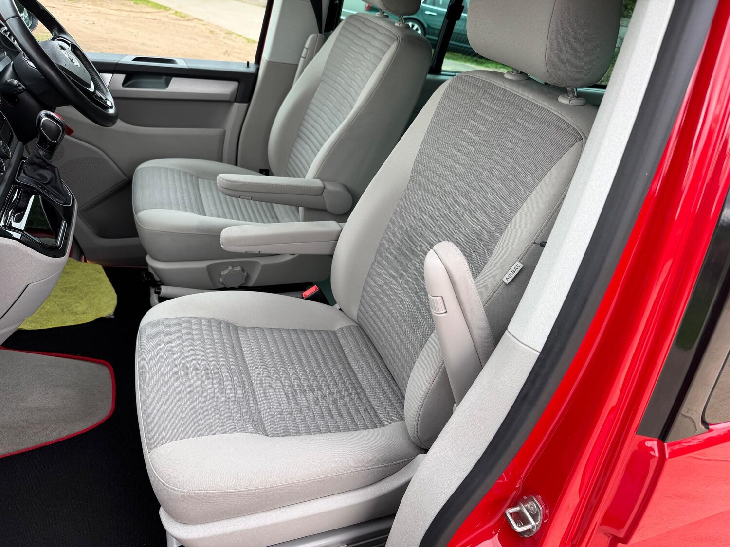 Used Volkswagen California 2017 for sale - 76175402: Photo 27