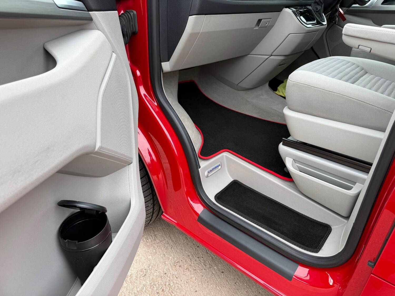 Used Volkswagen California 2017 for sale - 76175402: Photo 38