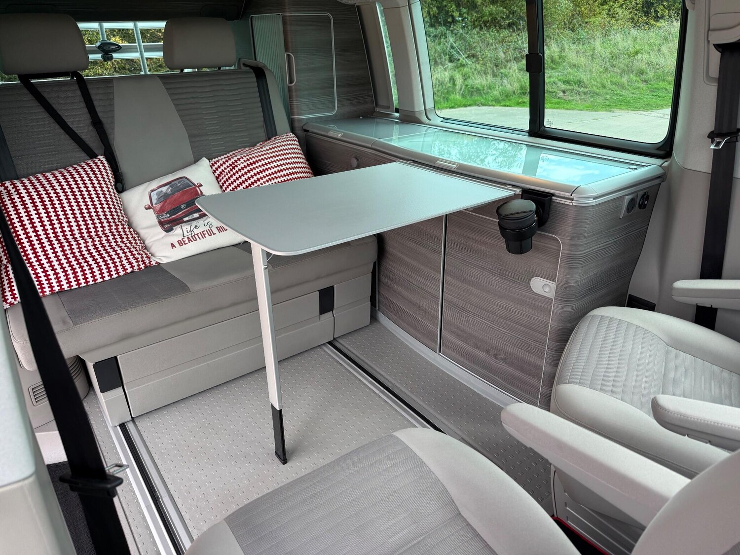 Used Volkswagen California 2017 for sale - 76175402: Photo 4