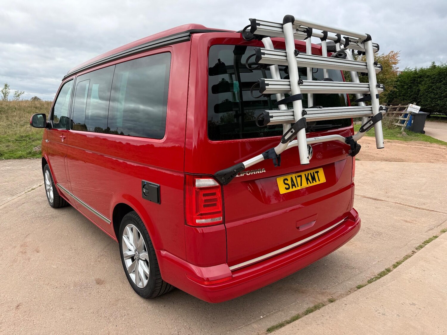 Used Volkswagen California 2017 for sale - 76175402: Photo 76