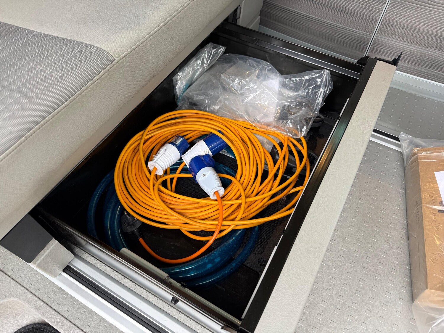 Used Volkswagen California 2017 for sale - 76175402: Photo 89