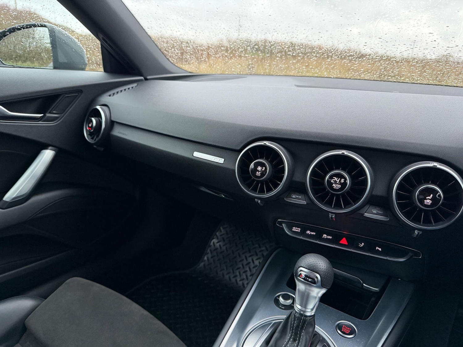 Used Audi TT 2017 for sale - 76772204: Photo 16