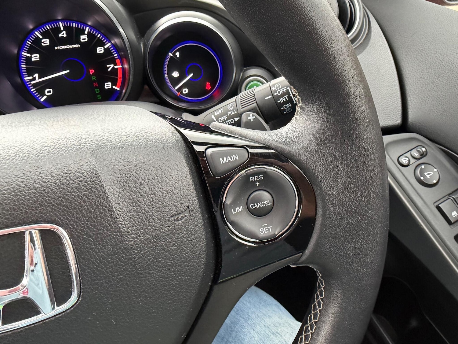 Used Honda Civic 2014 for sale - 76360096: Photo 11