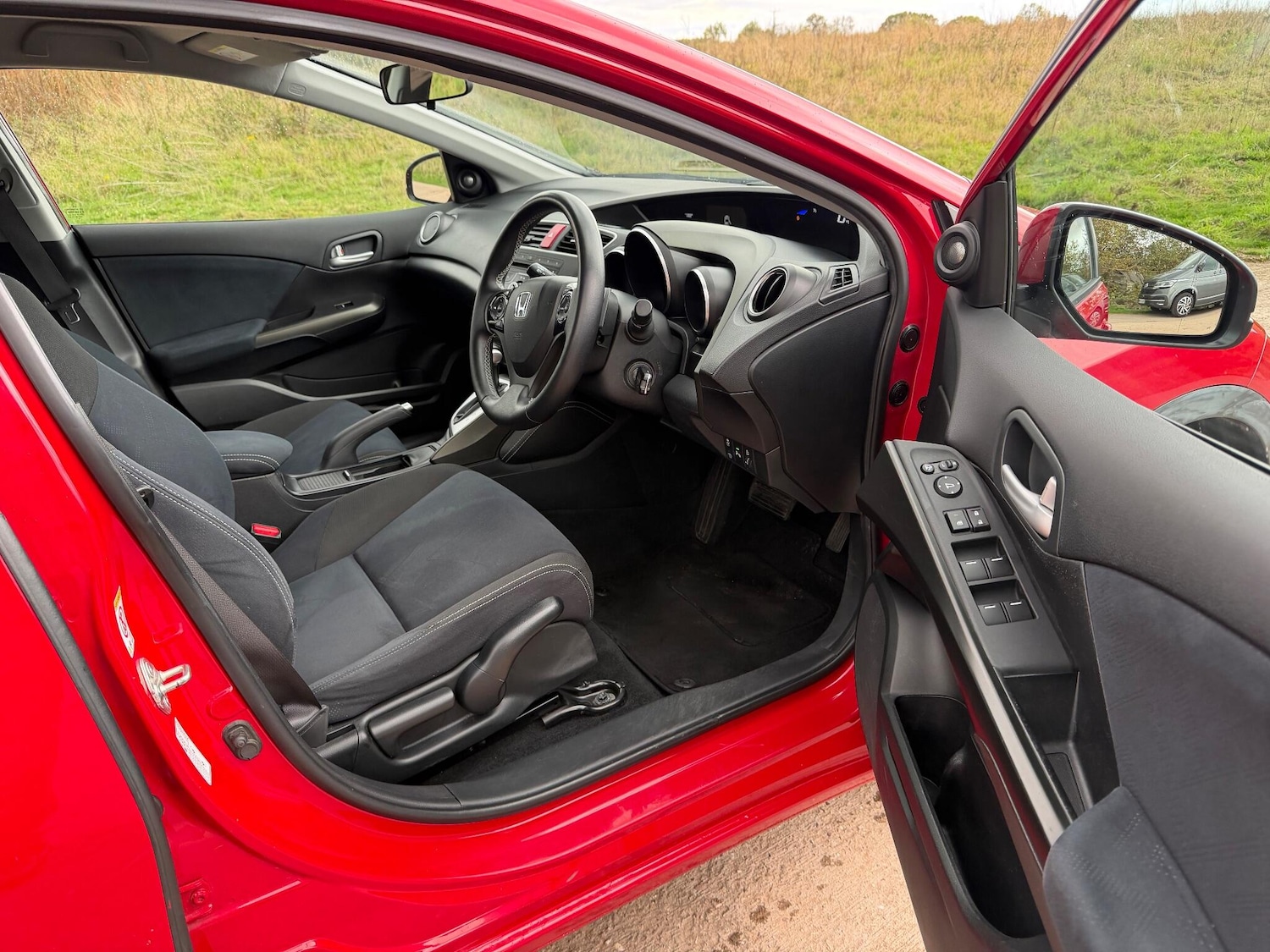 Used Honda Civic 2014 for sale - 76360096: Photo 3