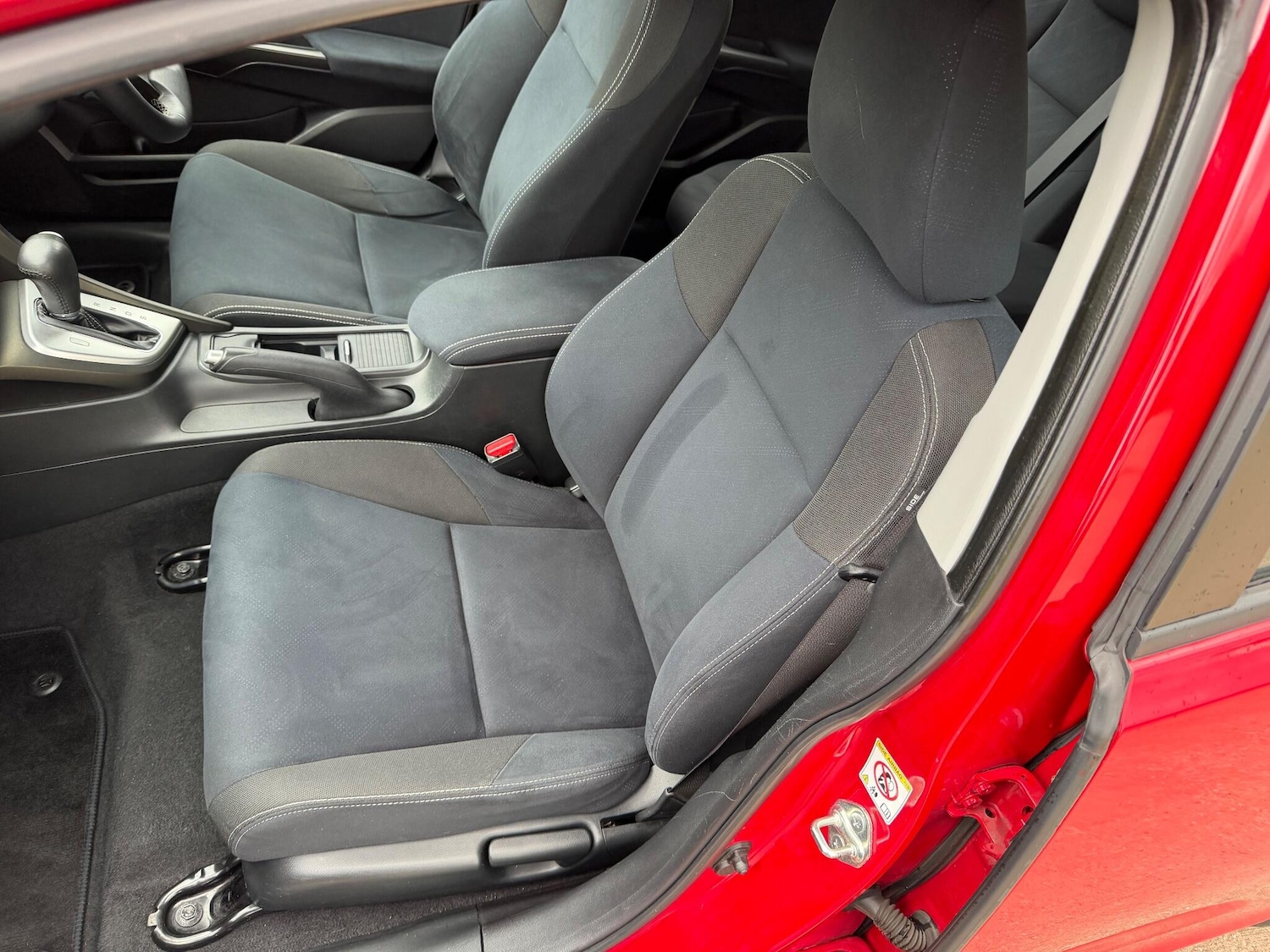 Used Honda Civic 2014 for sale - 76360096: Photo 30