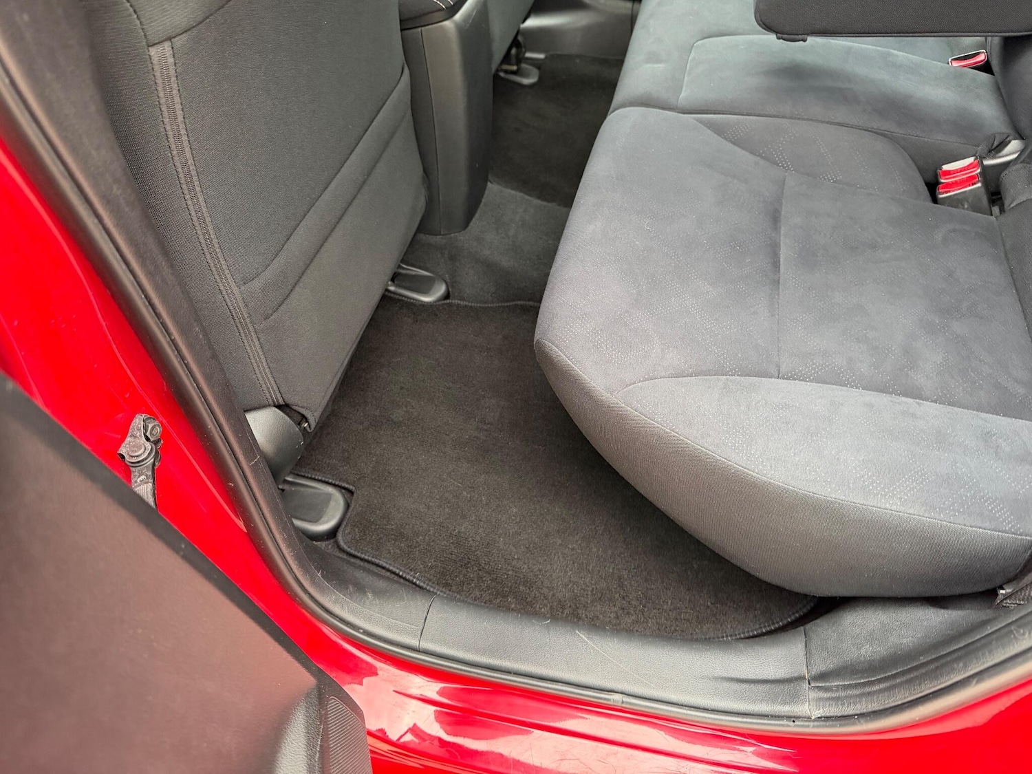 Used Honda Civic 2014 for sale - 76360096: Photo 35