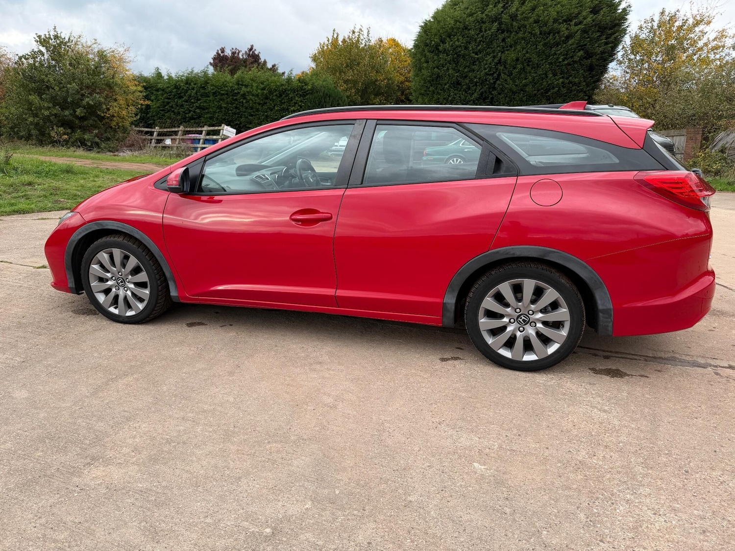 Used Honda Civic 2014 for sale - 76360096: Photo 43